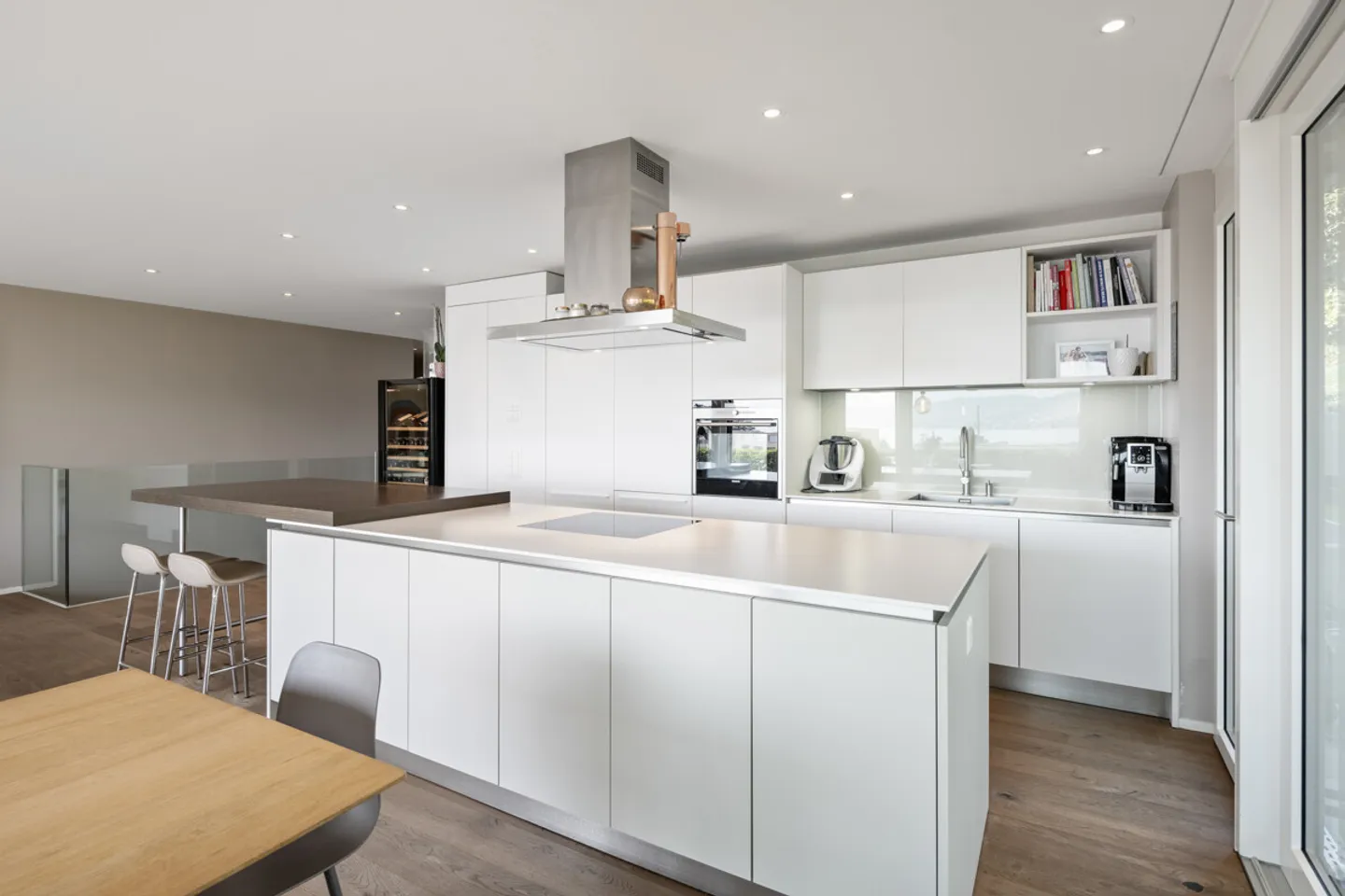 Horgen: exklusive Gartenmaisonette mit Seesicht und Terrasse - Foto 2 von 6