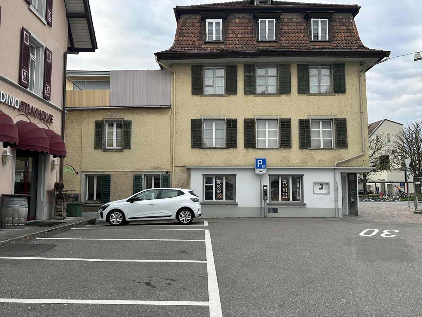 Retail Space Städtli Sursee 65 m2, 1400.- - Photo 1 of 6