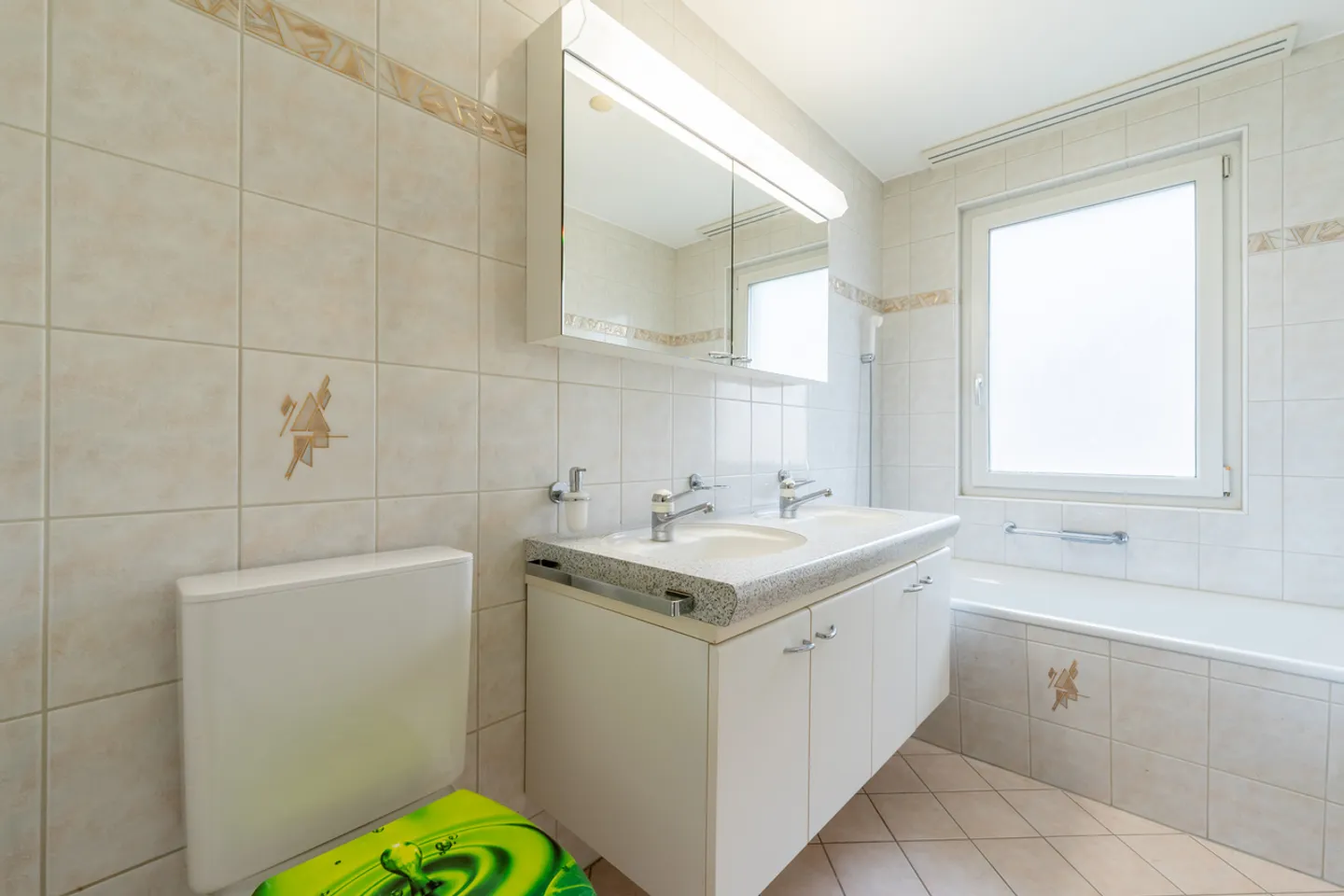Charming Apartment with Alpine View - Photo 9 of 12