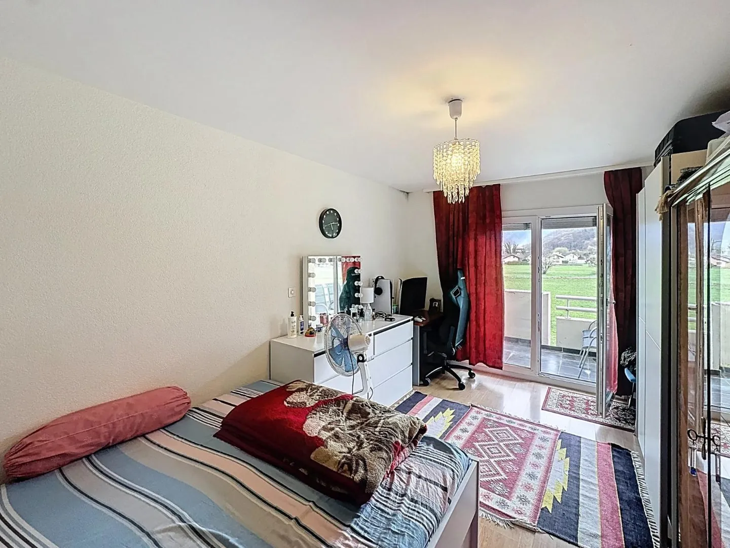 Appartement spacieux à Monthey - Photo 8 sur 12