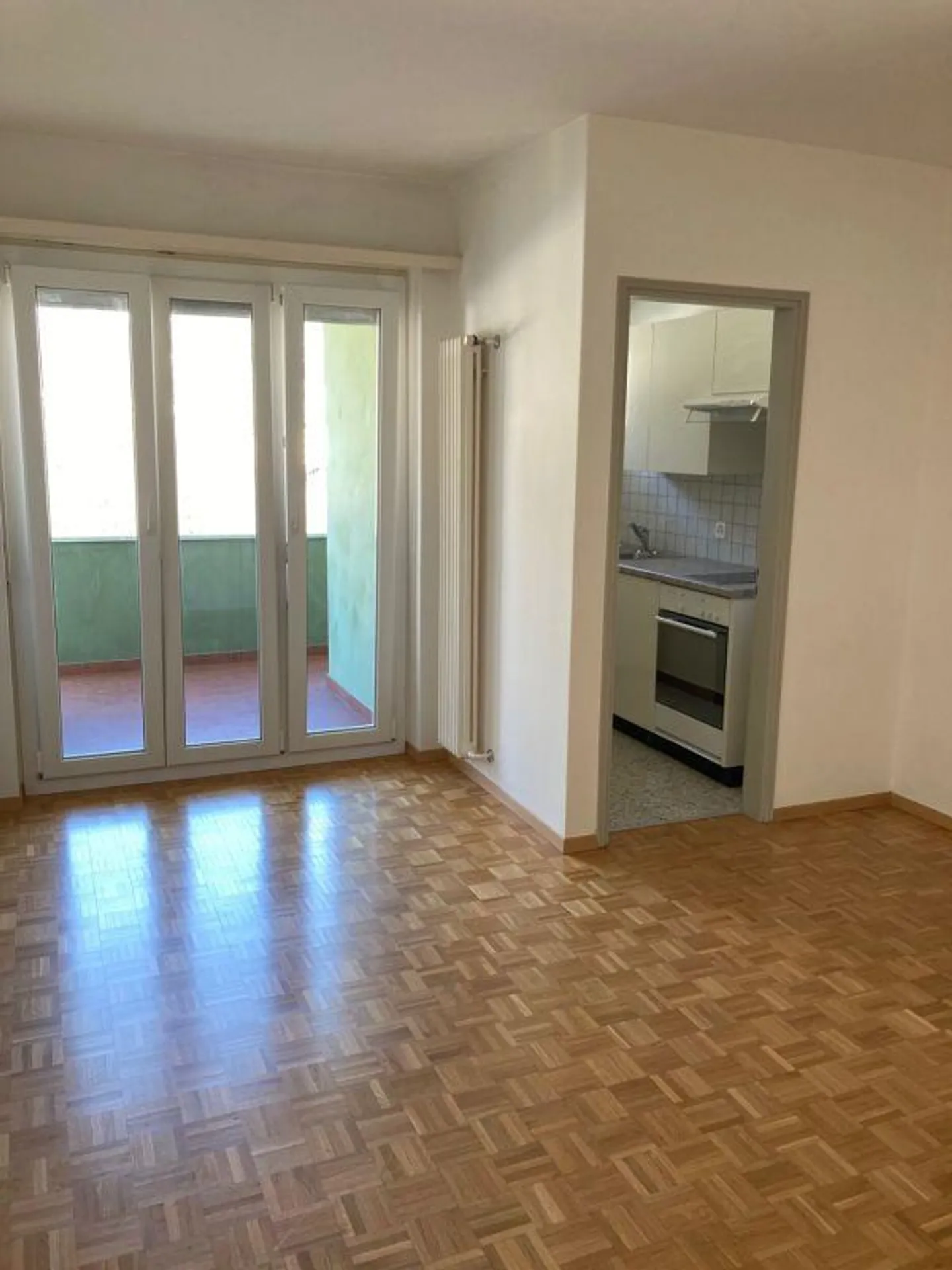 LOCARNO I BEAUTIFUL 2-ROOM - Photo 5 of 5