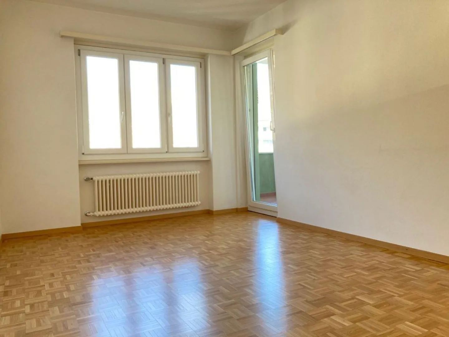 LOCARNO I BEAUTIFUL 2-ROOM - Photo 2 of 5