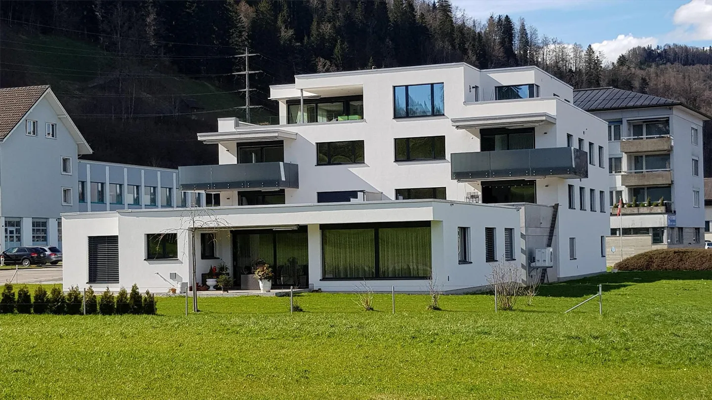 Attic 4.5 Rooms - Photo 3 of 14