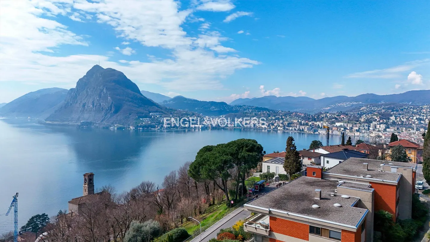 Cozy apartment with charm and lake view - Photo 11 of 12