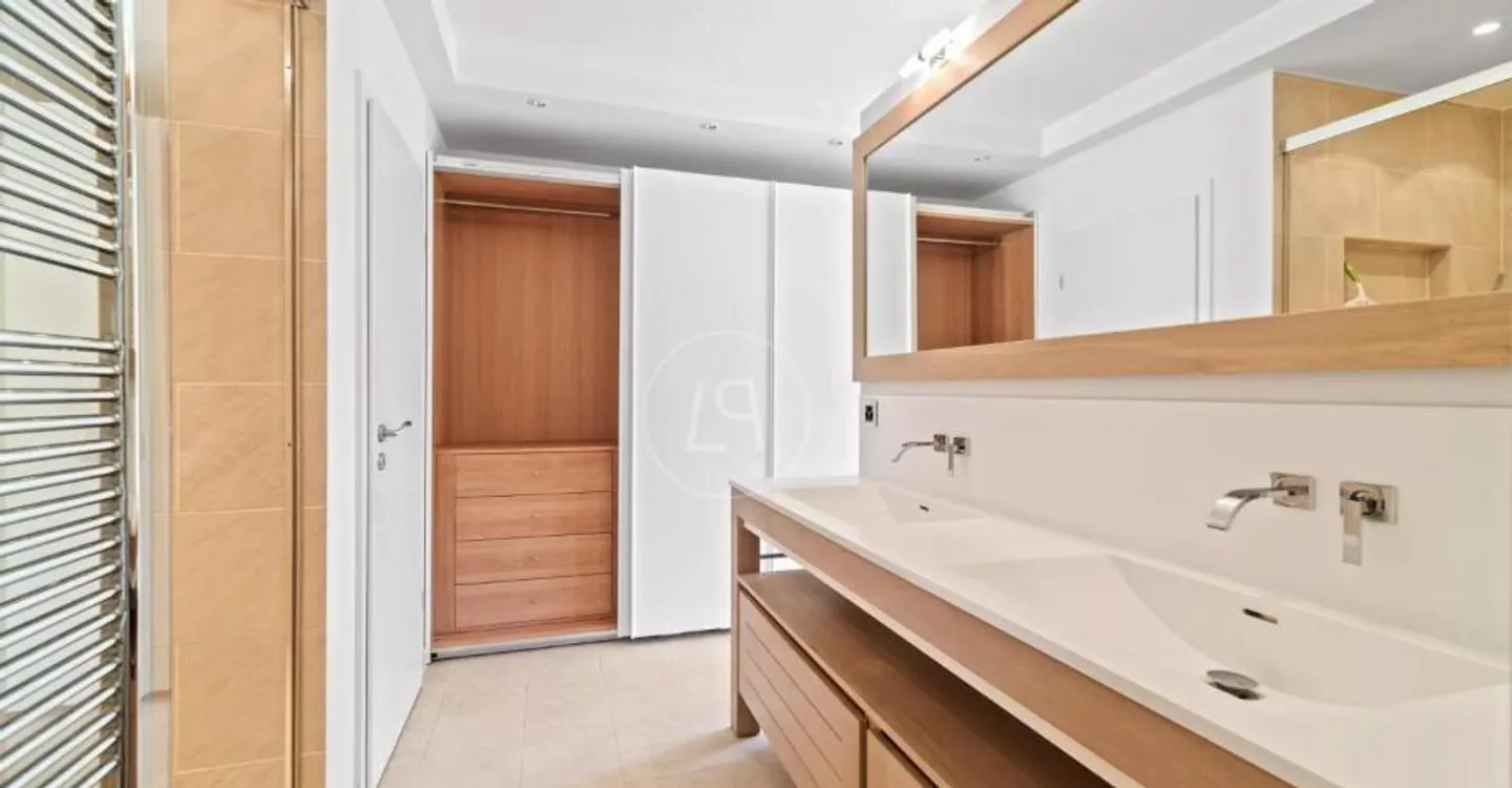 Superbe Duplex avec Piscine - Photo 13 sur 13