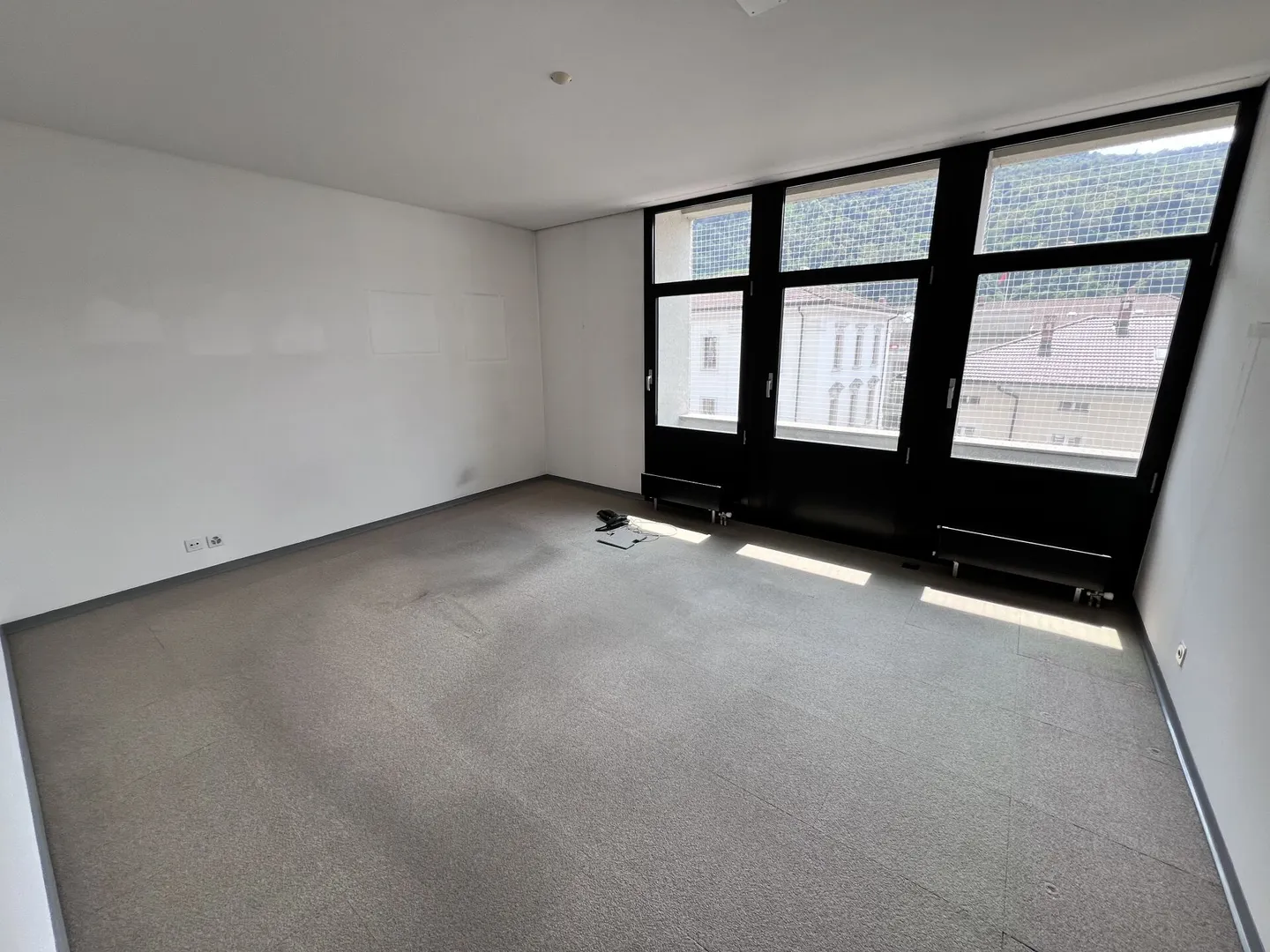 Office in the center of Chiasso opposite the FFS train station - Photo 9 of 9