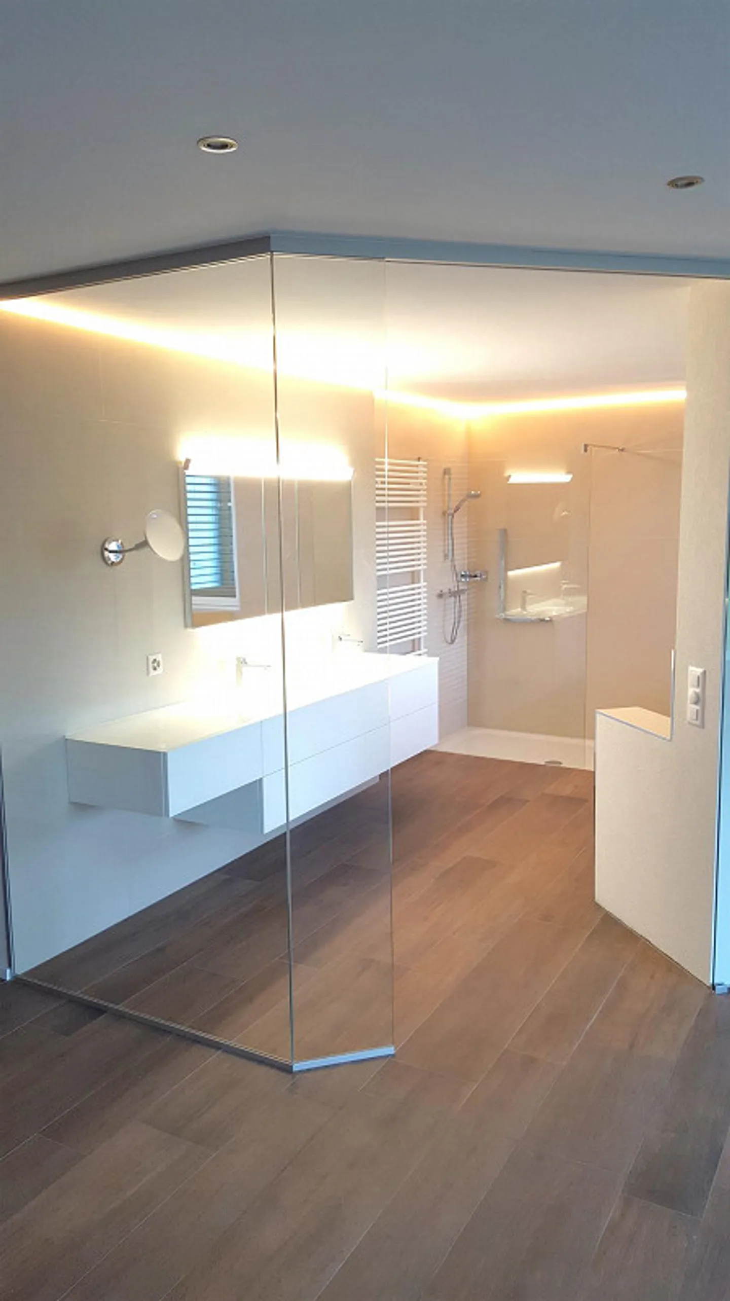 Attic 4.5 Rooms - Photo 6 of 14