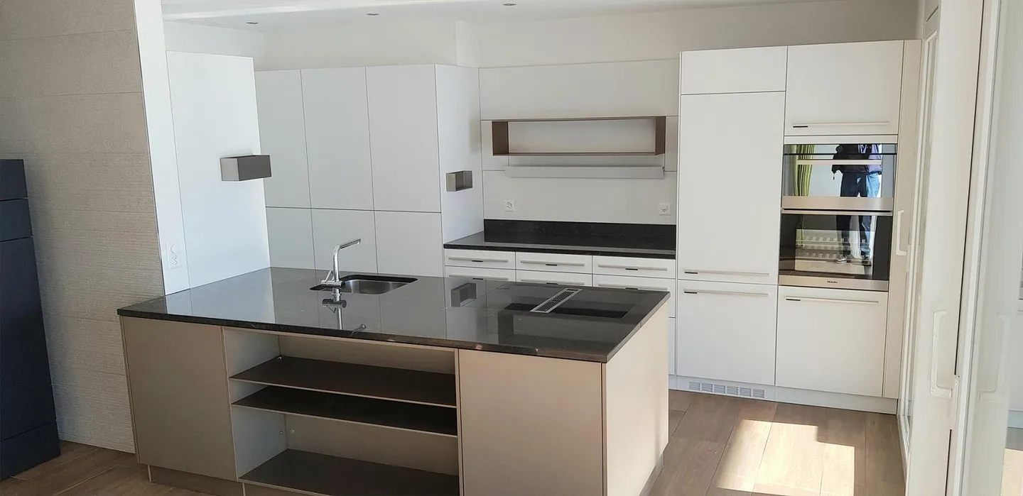 Attic 4.5 Rooms - Photo 10 of 14