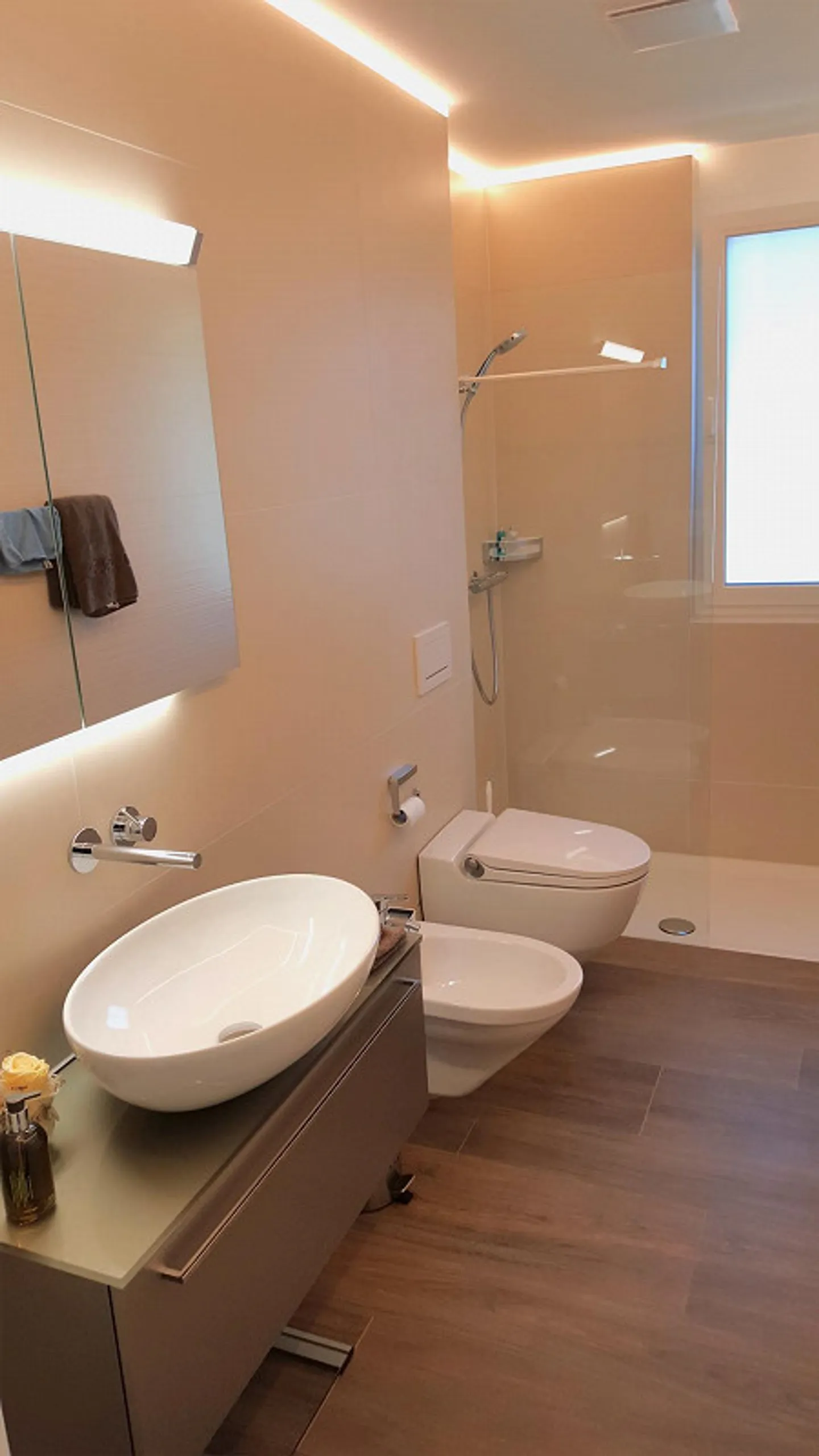 Attic 4.5 Rooms - Photo 7 of 14