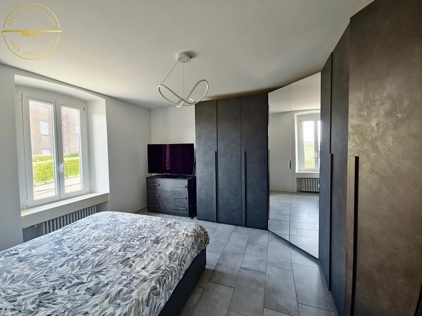 MODERN APARTMENT 3.5 ROOMS IN MORBIO INFERIORE - Photo 7 of 11