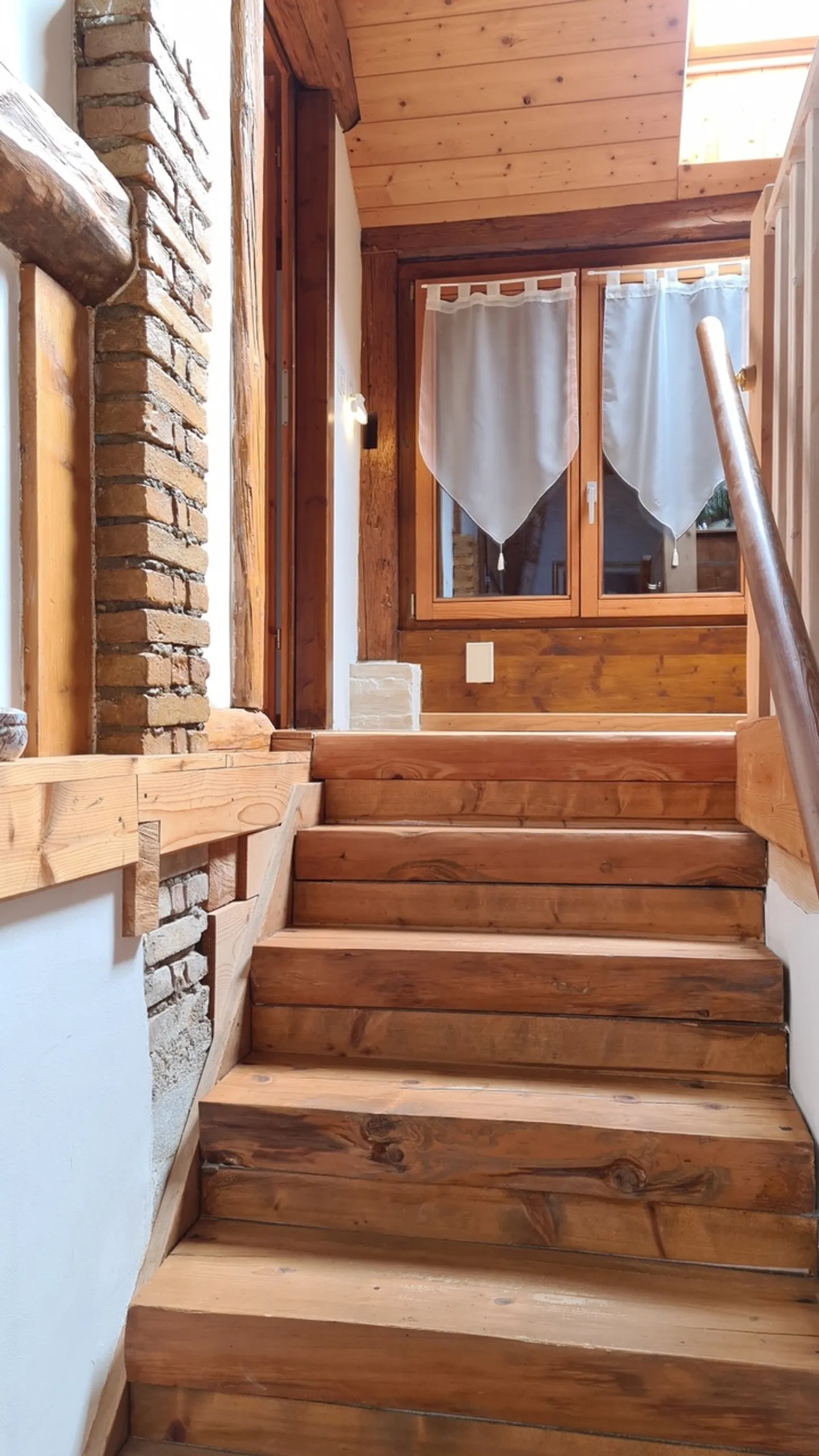 Bella casa ristrutturata e atipica di 237 m2, con molto fascino! - Foto 13 di 19