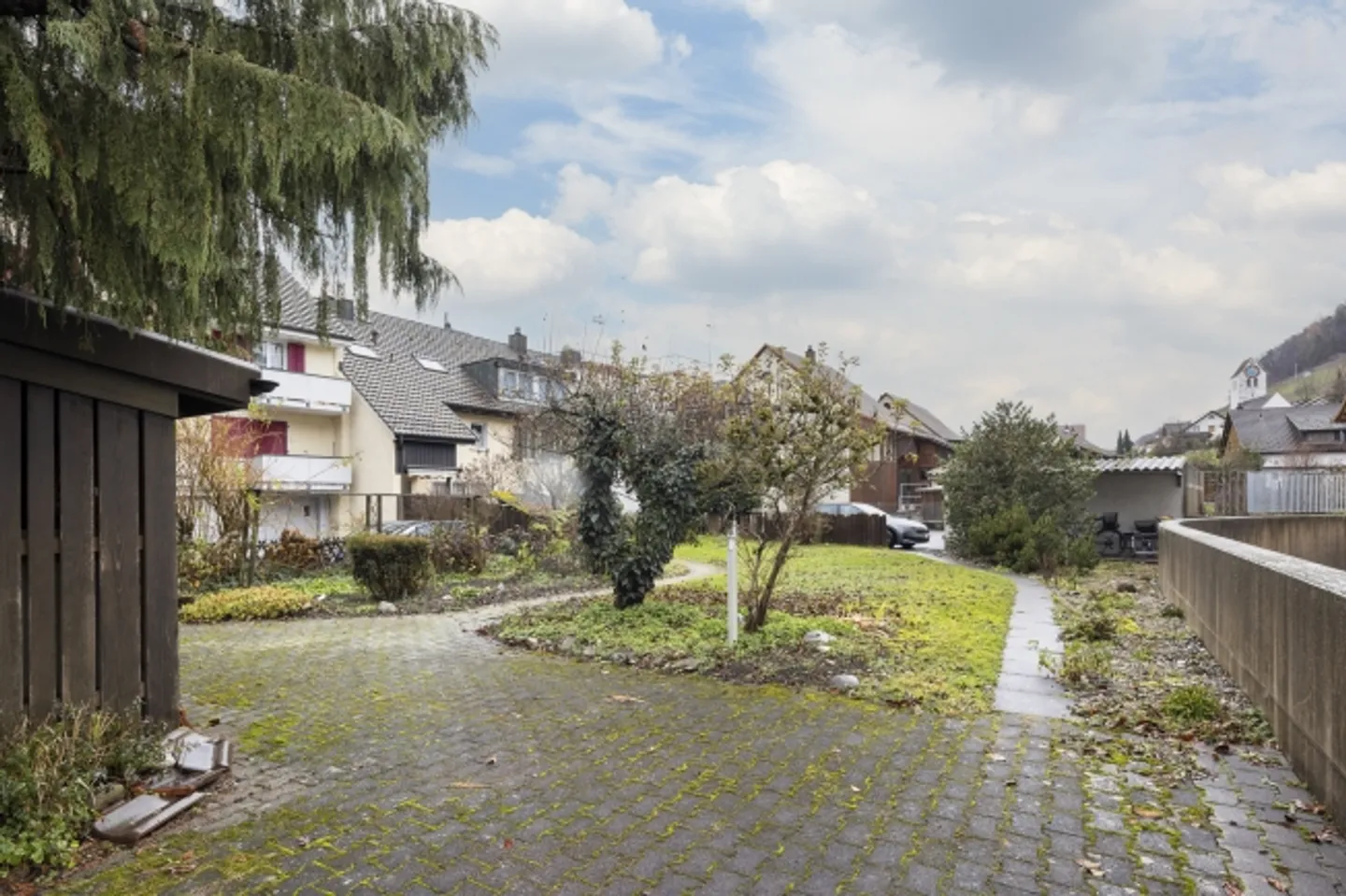 «Mehrfamilienhaus an zentraler Lage mit Zukunftspotential» - Foto 3 von 13