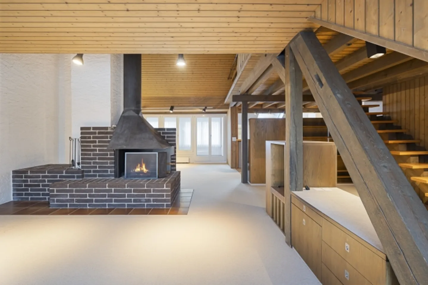 «Mehrfamilienhaus an zentraler Lage mit Zukunftspotential» - Foto 1 von 13