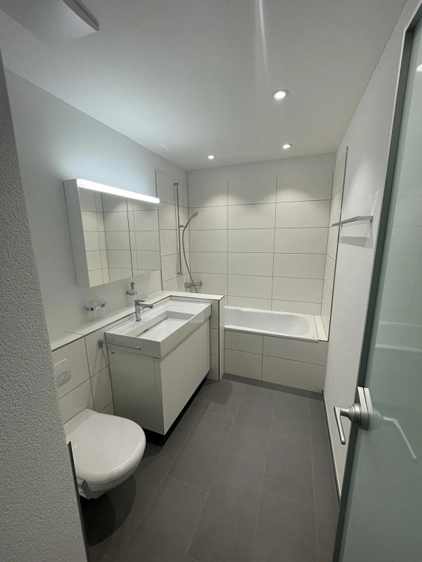 Modern apartment in the Neustadt - no deposit! - Photo 6 of 7