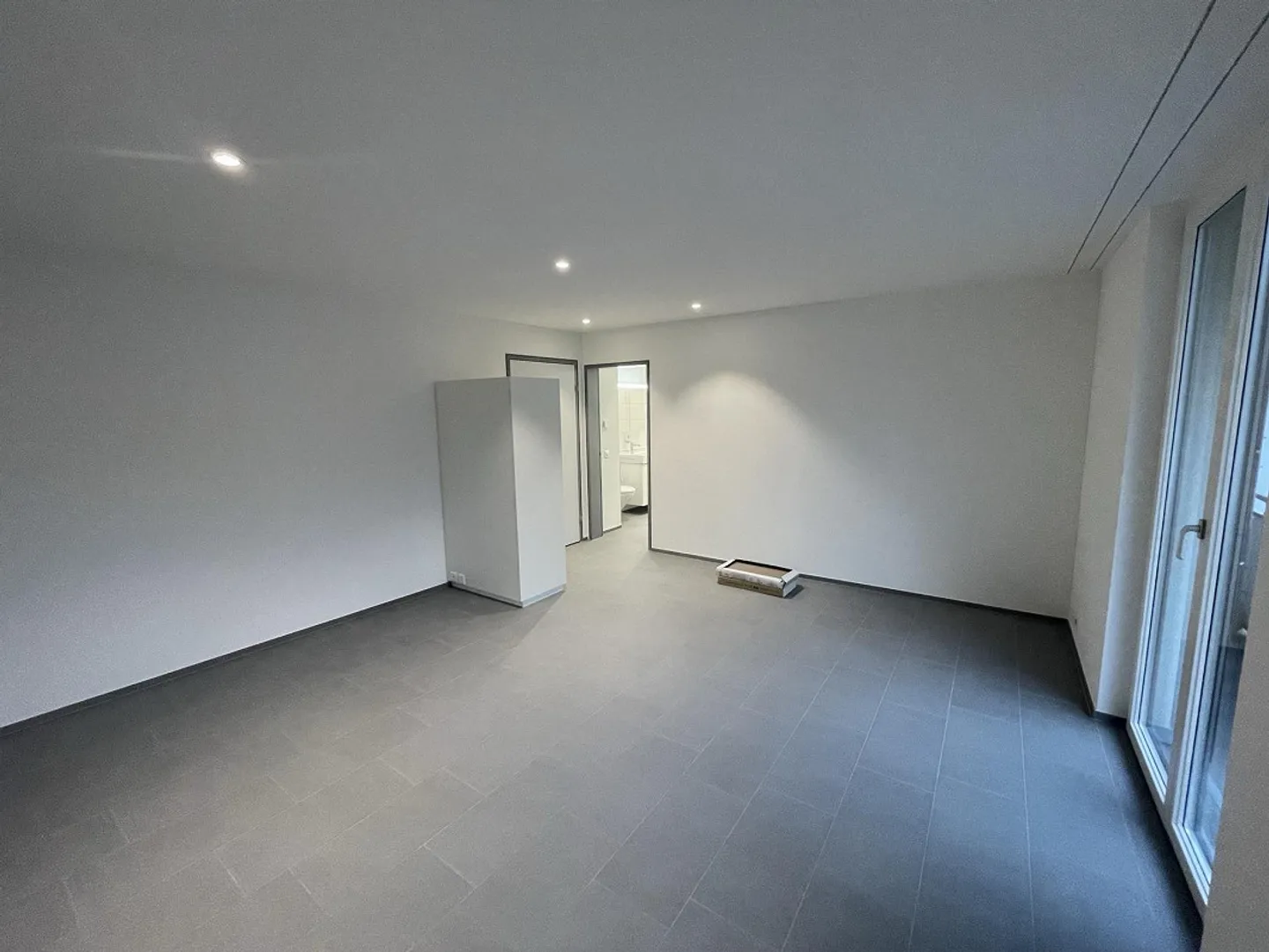 Modern apartment in the Neustadt - no deposit! - Photo 7 of 7