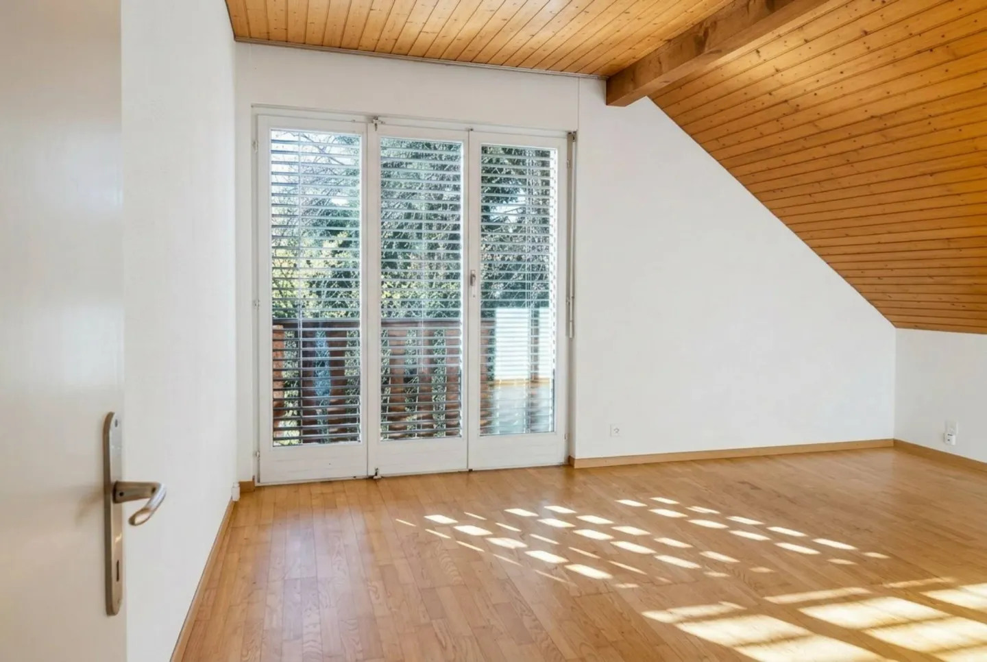 Wohnung 4.5 Zimmer - Foto 3 von 4