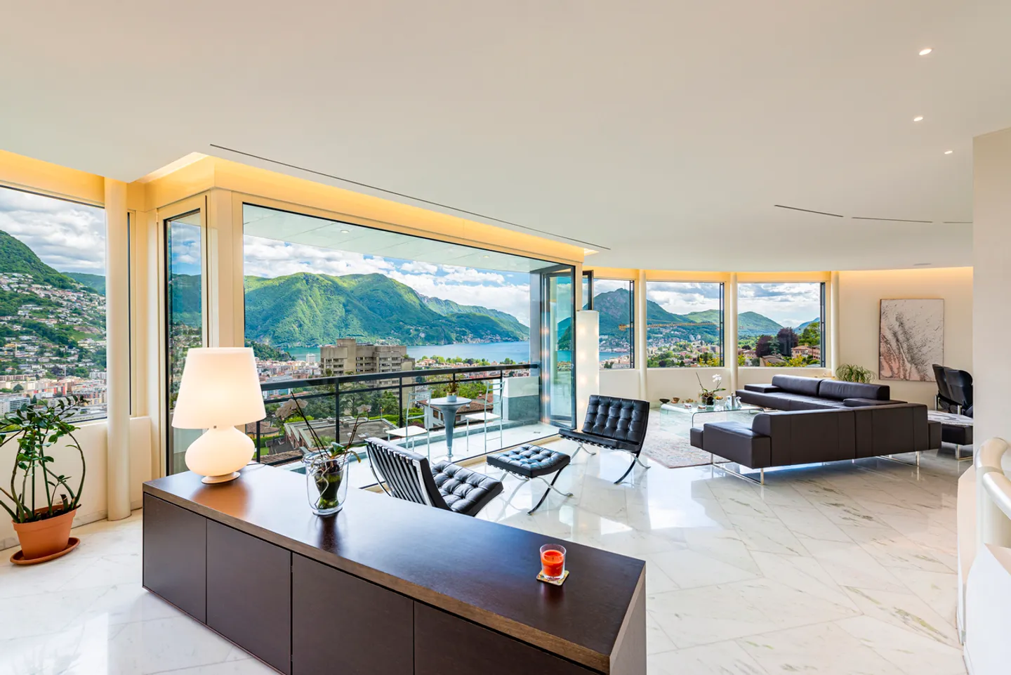 Modern villa with privacy and stunning lake view - Photo 1 of 19