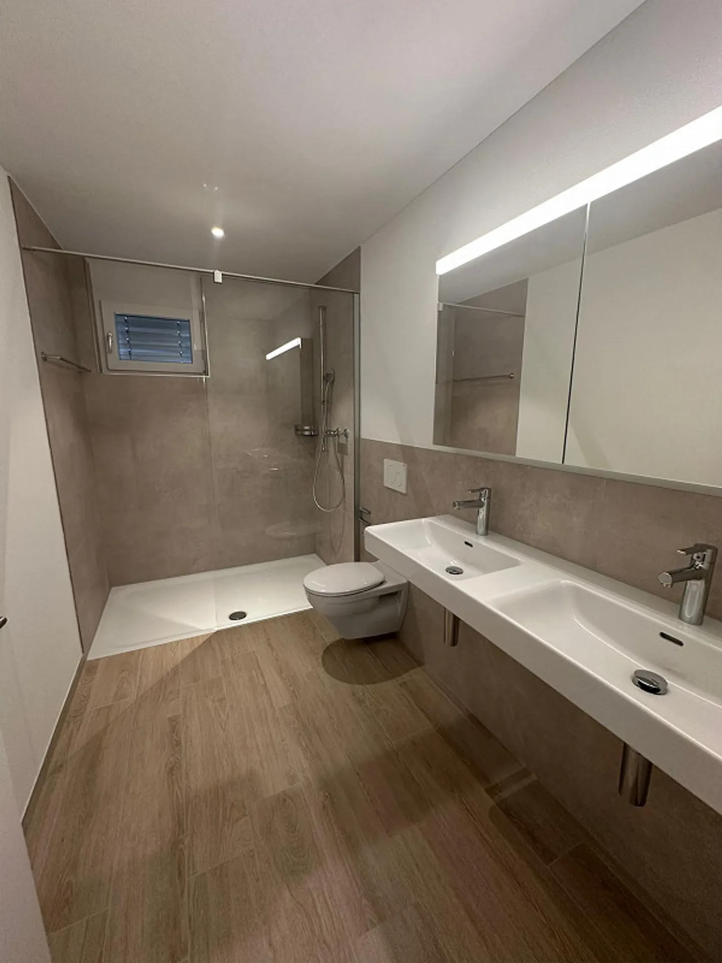 Bright 3.5-room apartment with ideal layout - Photo 1 of 6