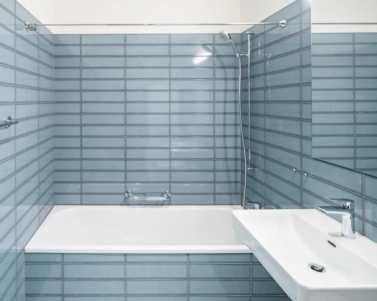 Modern city apartment for connoisseurs! - Photo 3 of 6