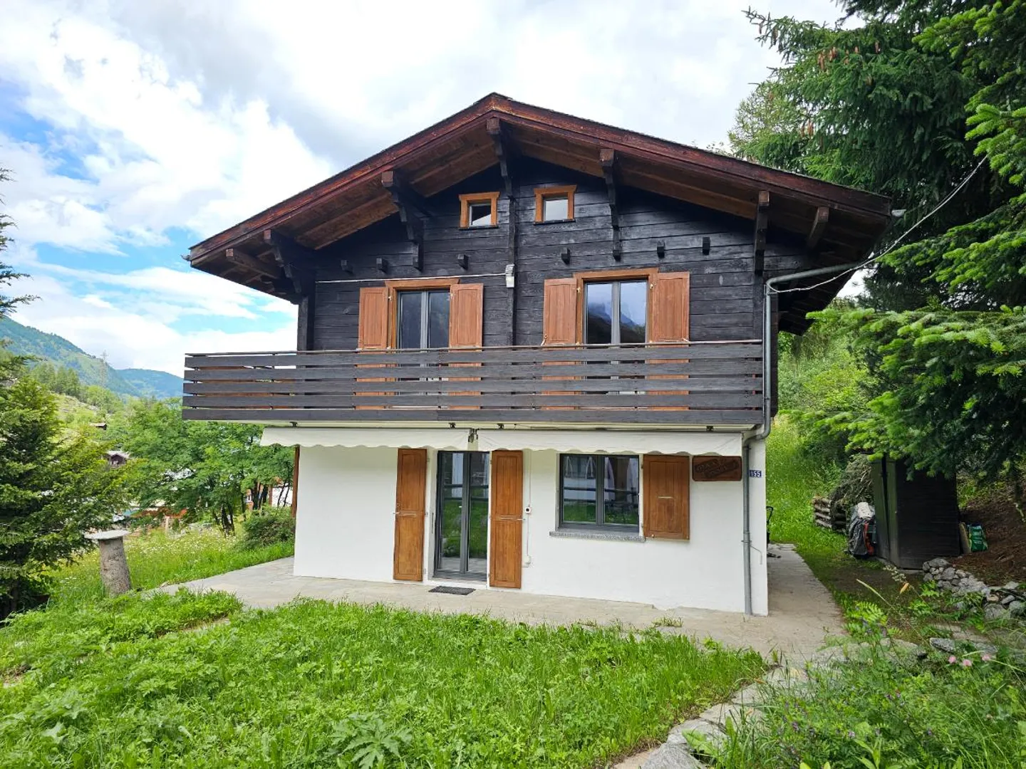 Chalet moderne avec vue imprenable - Photo 1 sur 1