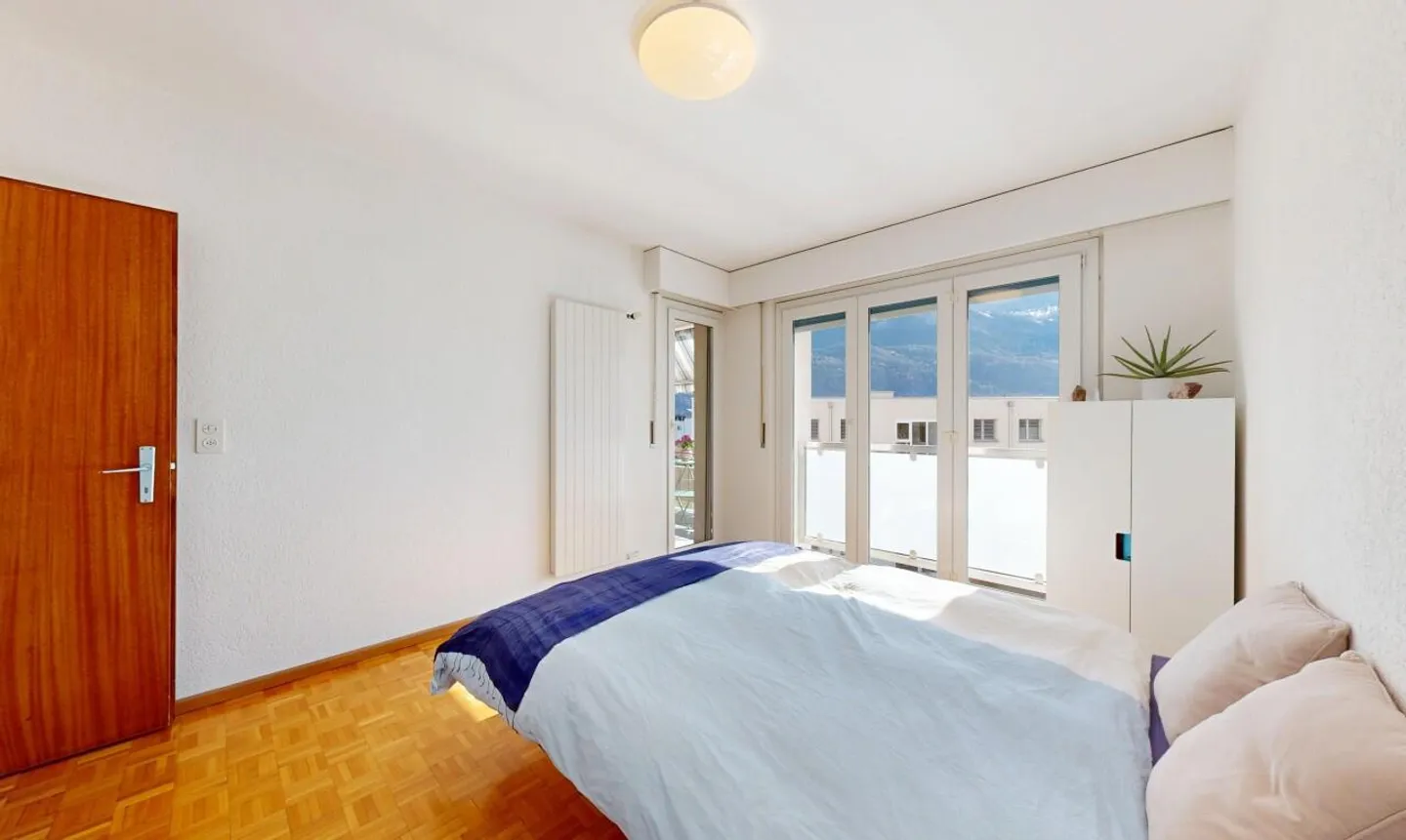 Superb 4.5-room apartment in Sierre - Photo 9 of 11