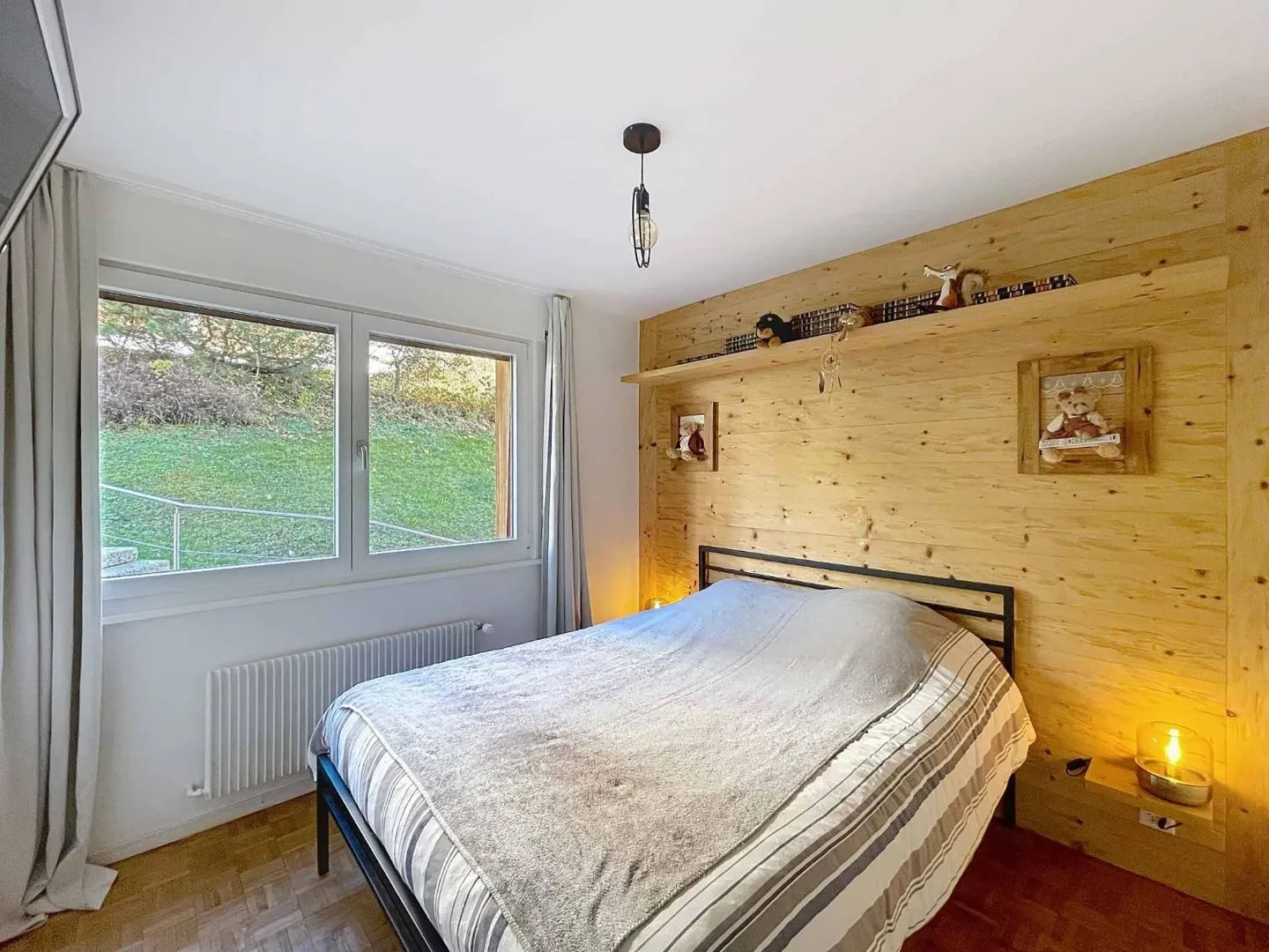 APPARTAMENTO MOLTO BELLO DI 3,5 STANZE CON VISTA PANORAMICA ECCEZIONALE - Foto 7 di 9