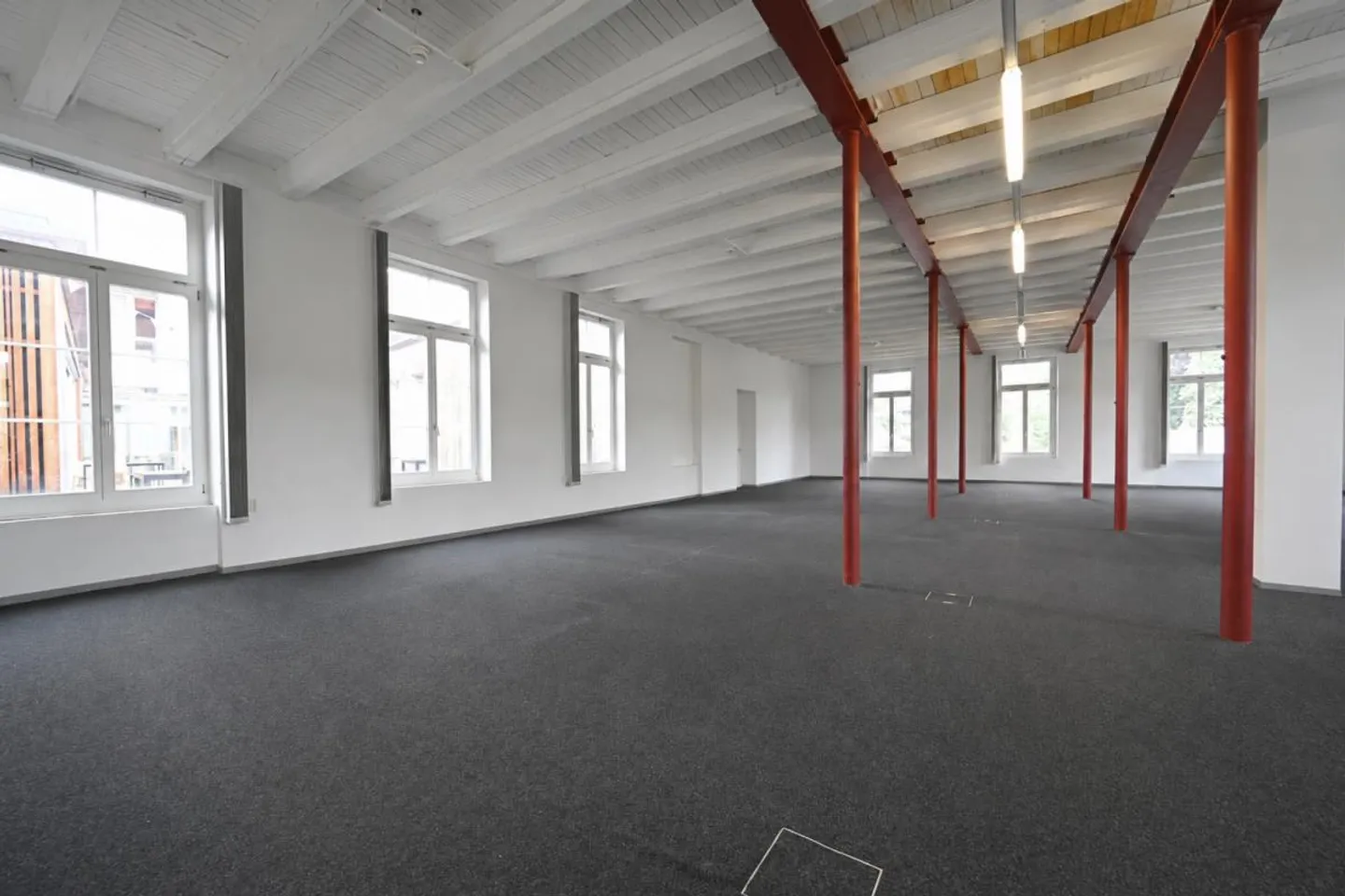 Geräumige Bürofläche zu Vermieten - Foto 6 von 8