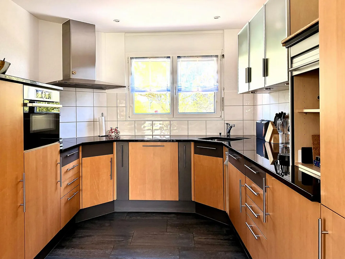 Moderna casa bifamiliare di 4½ stanze con impianto fotovoltaico, pompa di calore - Foto 5 di 12