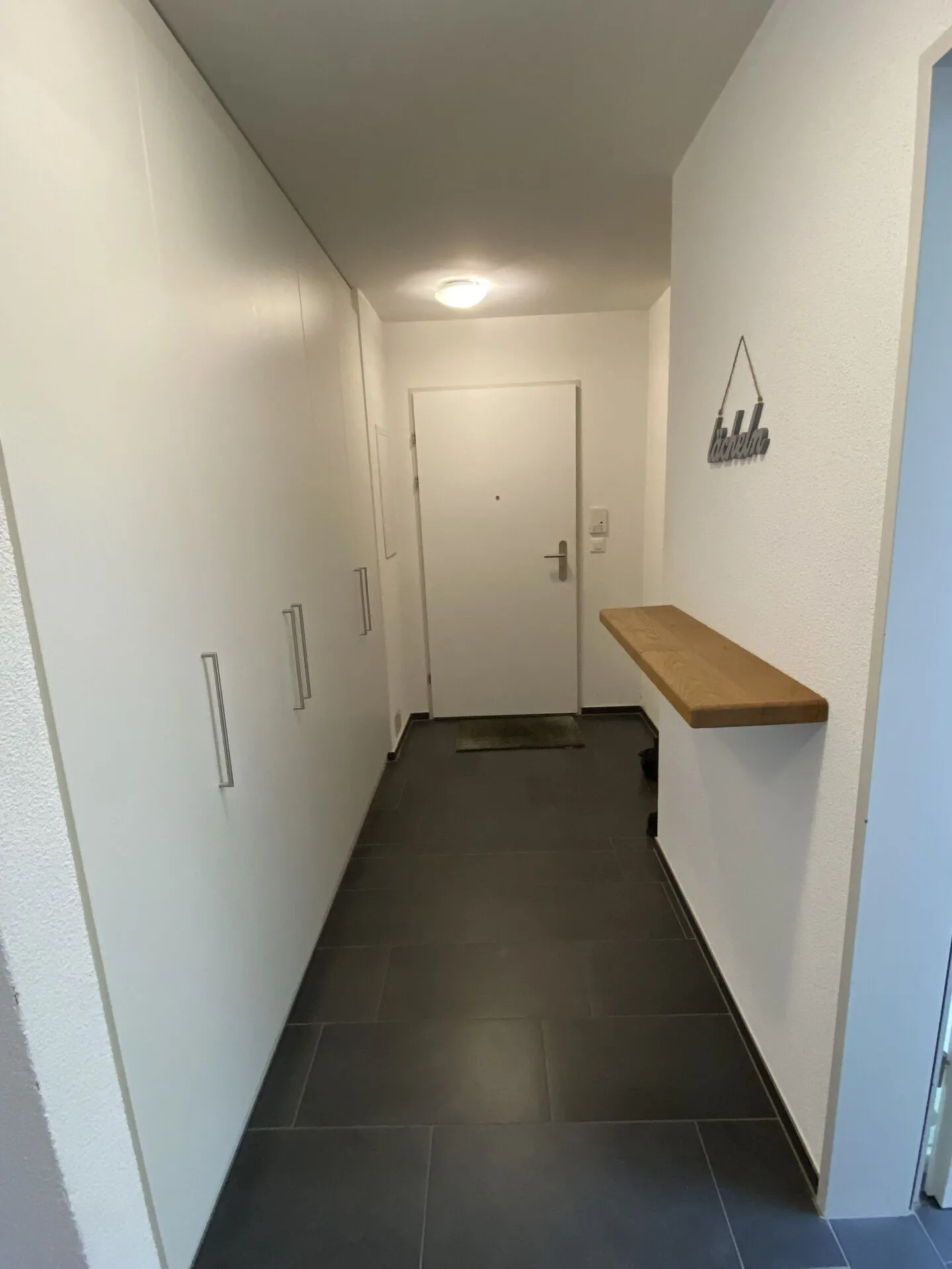 moderno appartamento di 3,5 locali nel centro del villaggio - Foto 3 di 7