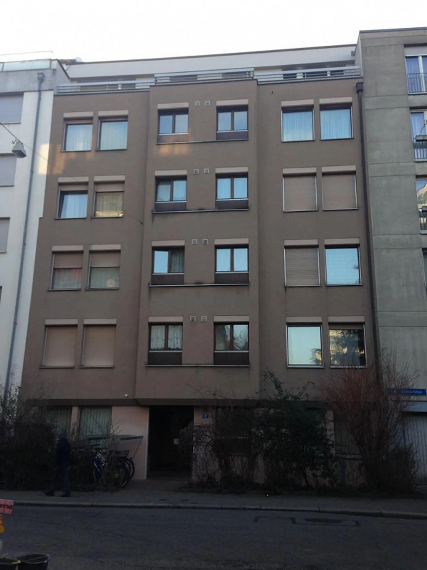 Modern penthouse apartment with private sauna (near Novartis Campus) - Photo 1 of 9