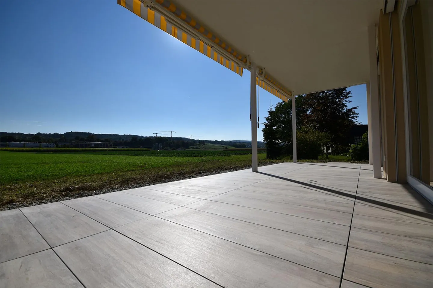 APPARTAMENTI NUOVI DI 2,5 STANZE - VIENI A VIVERE, RESTARE, GODERE - Foto 1 di 11