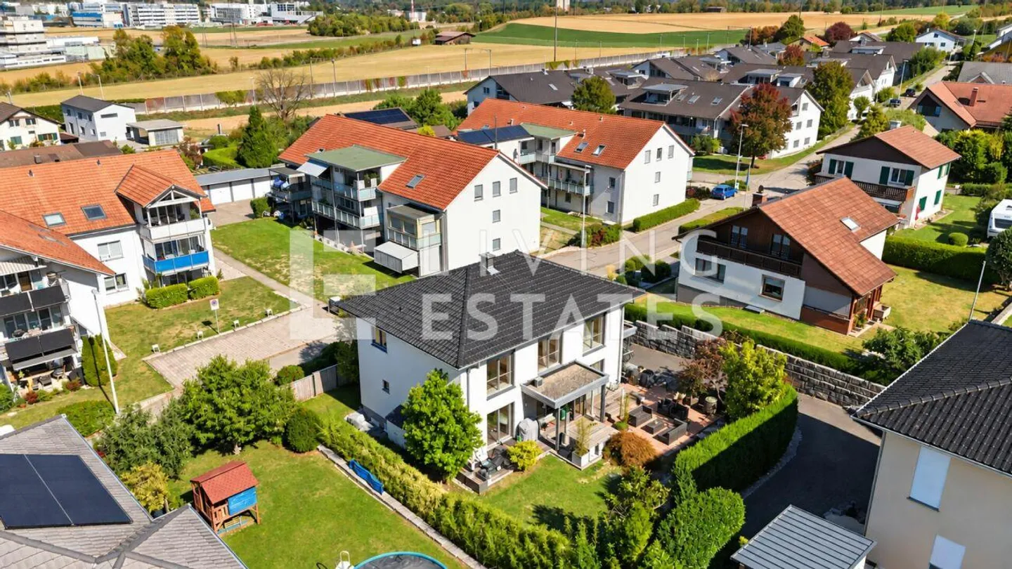 Stilvolles Zuhause mit Garten - Foto 17 von 19