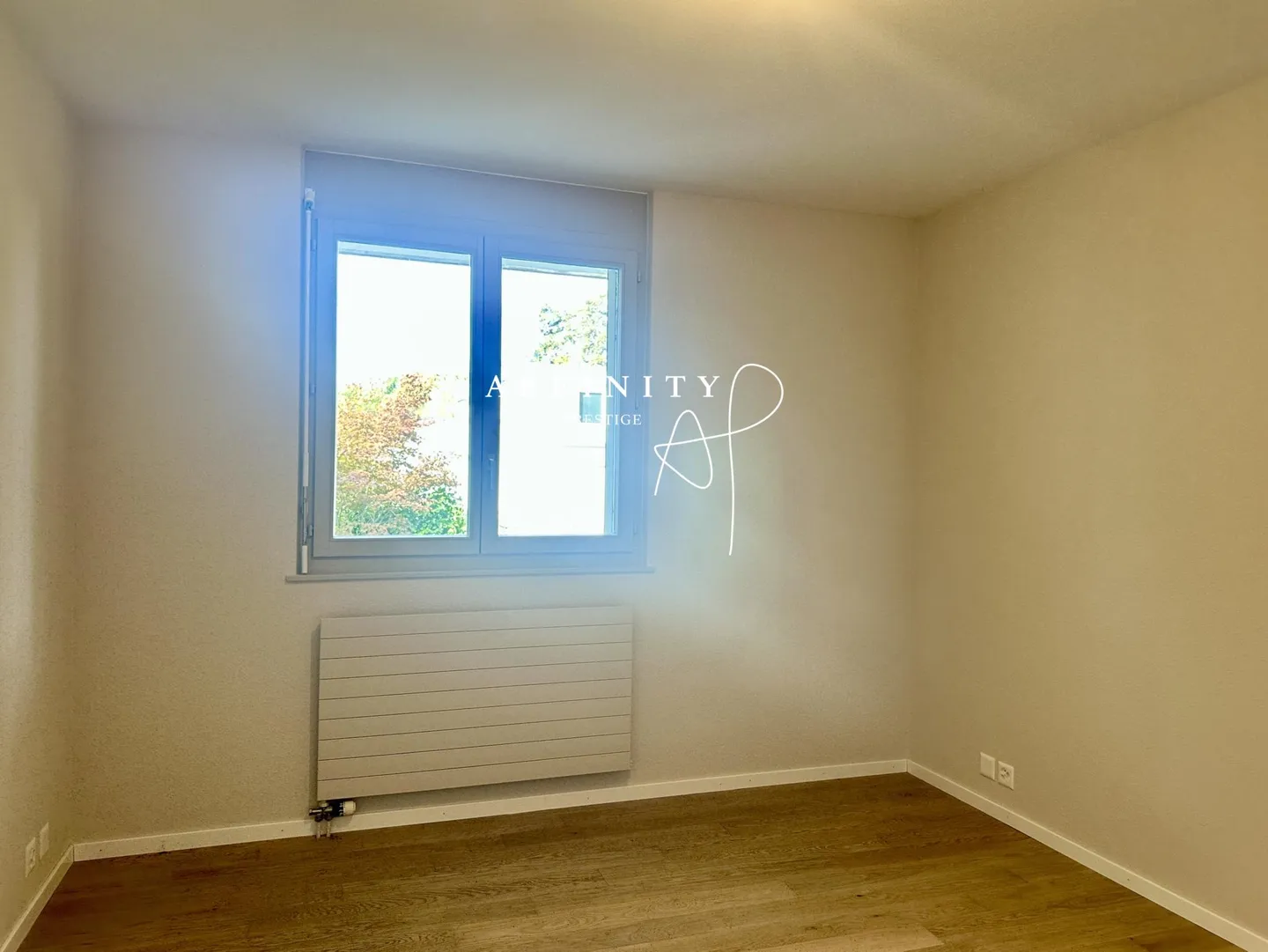 Spacious Duplex Apartment - Photo 9 of 19