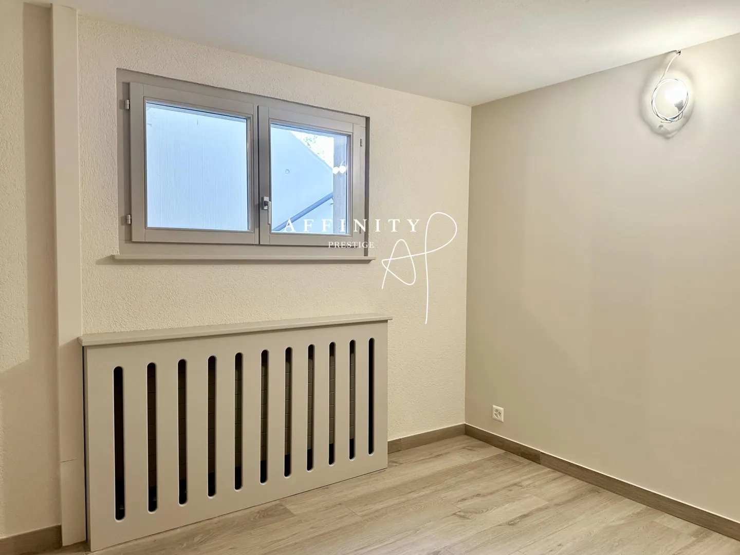 Spacious Duplex Apartment - Photo 16 of 19