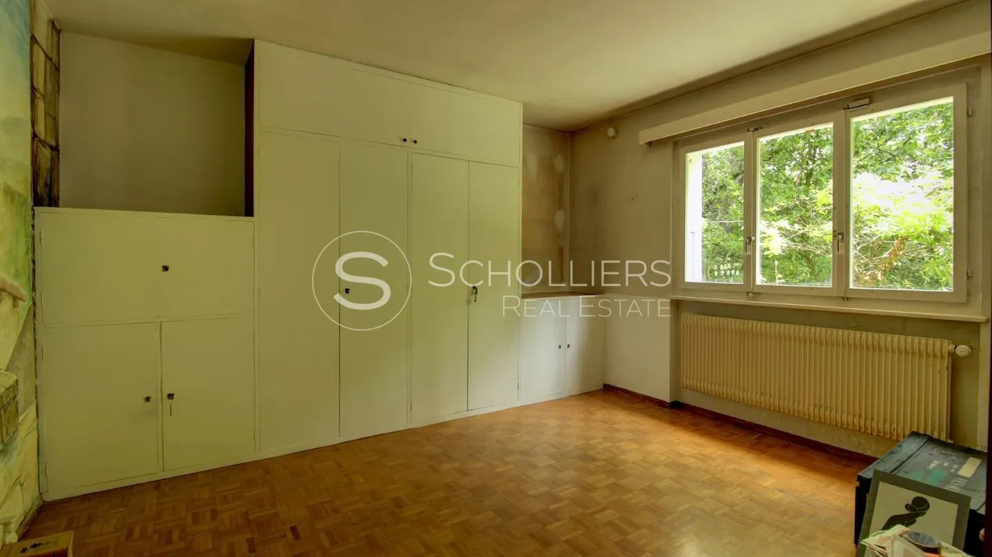 8-room House - Photo 5 of 12