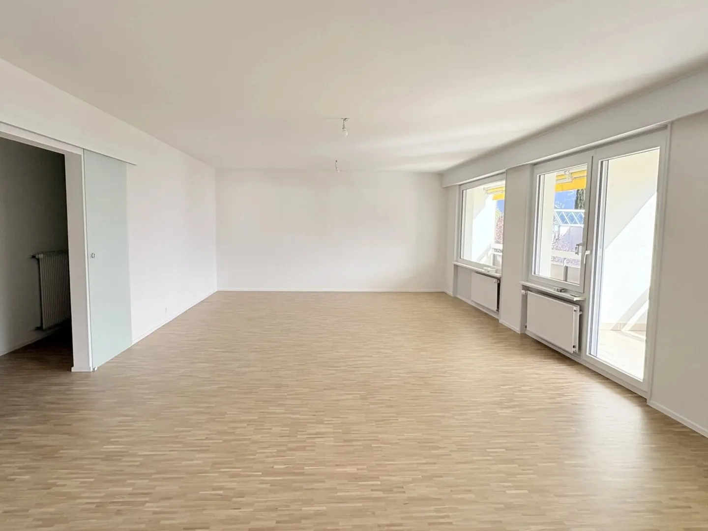 Appartement spacieux avec vue sur le lac - Photo 3 sur 12