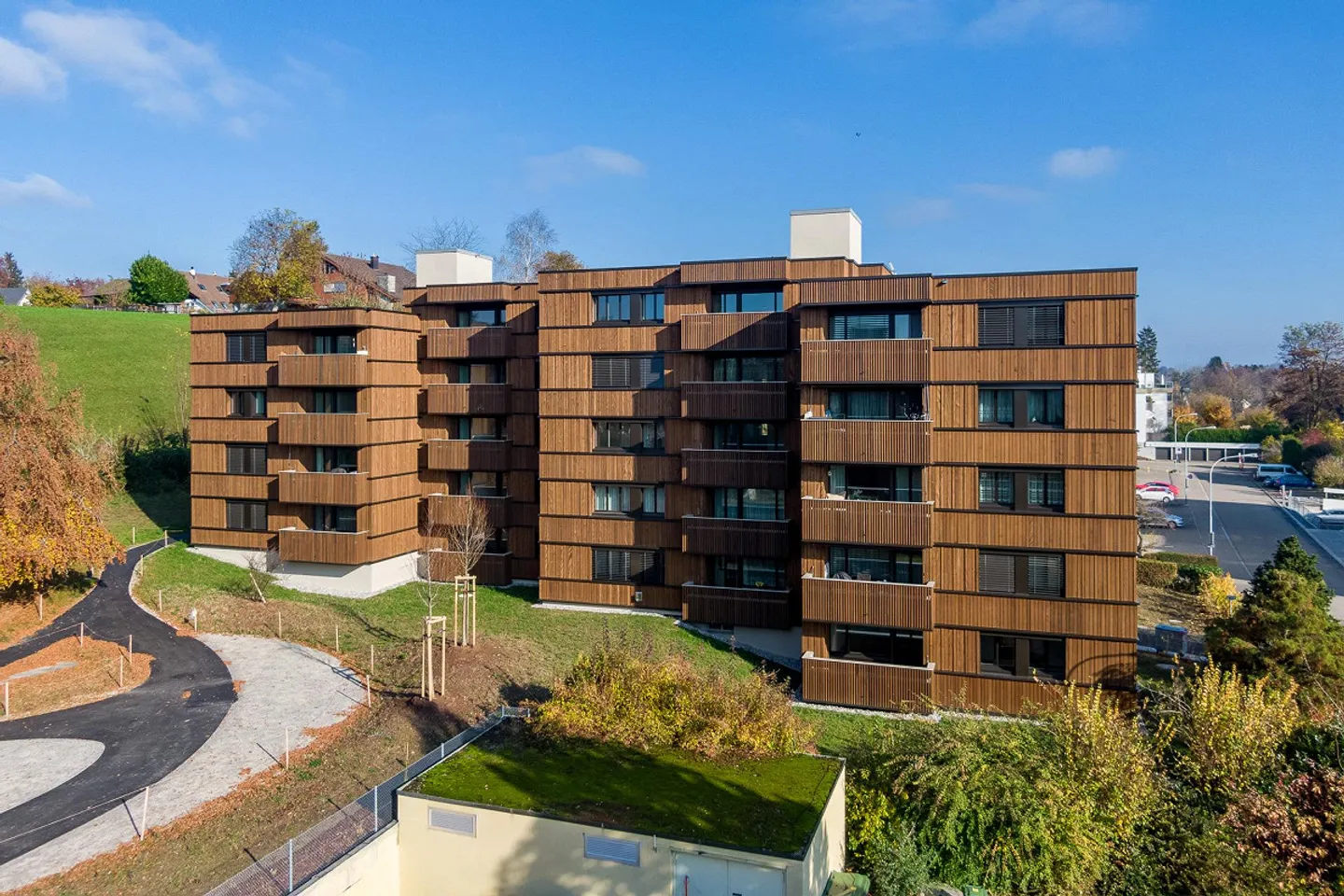 Vicino al lago di Lützelsee in un complesso simile a un parco - Foto 2 di 5