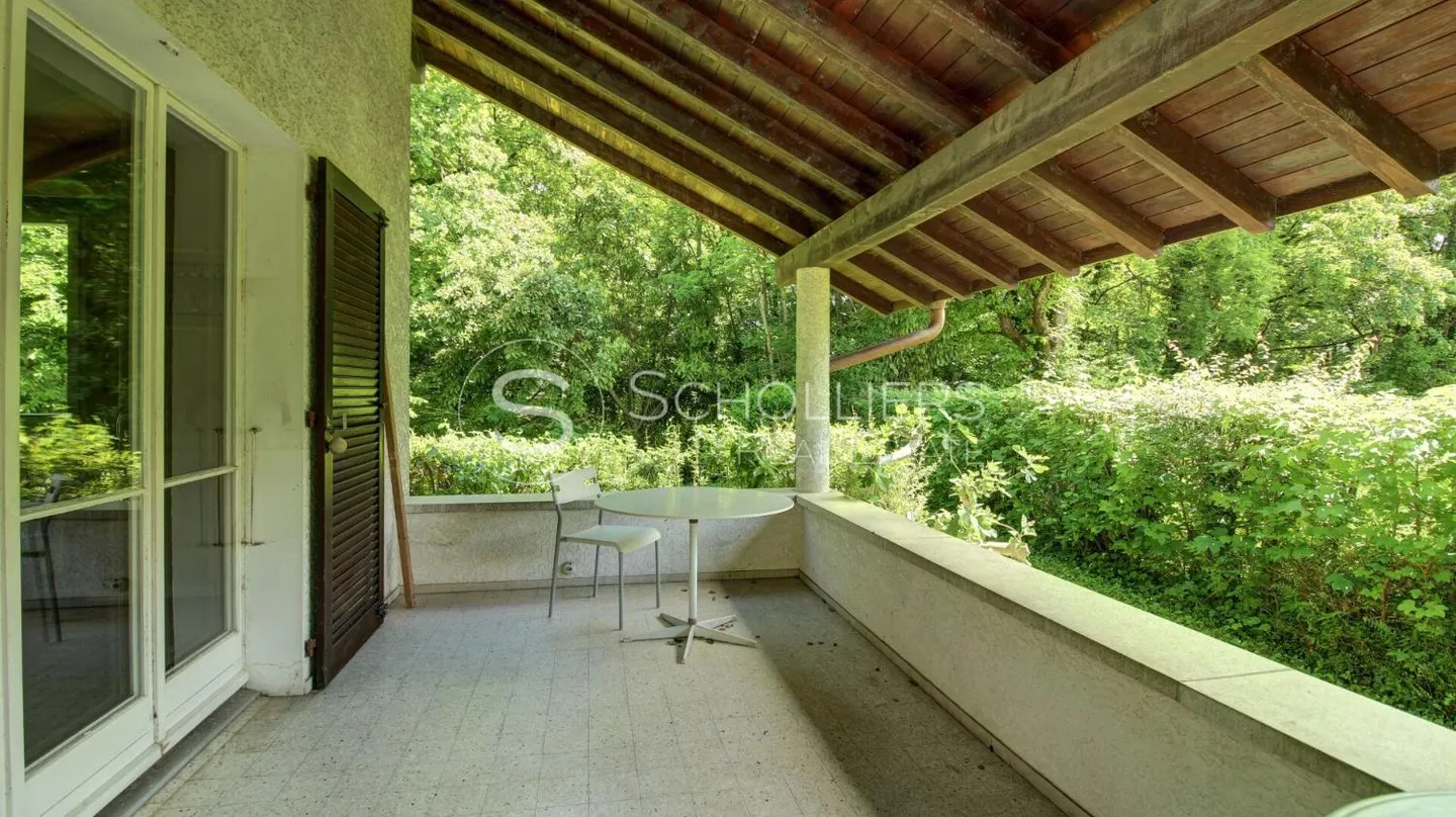 8-room House - Photo 11 of 12