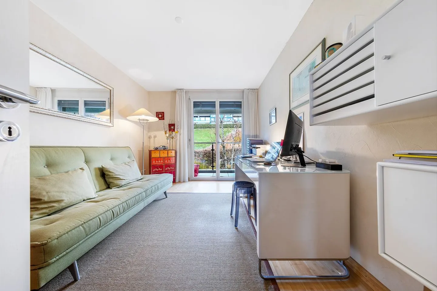 Appartement spacieux de 3,5 pièces à La Conversion avec belle terrasse sud - Photo 7 sur 10