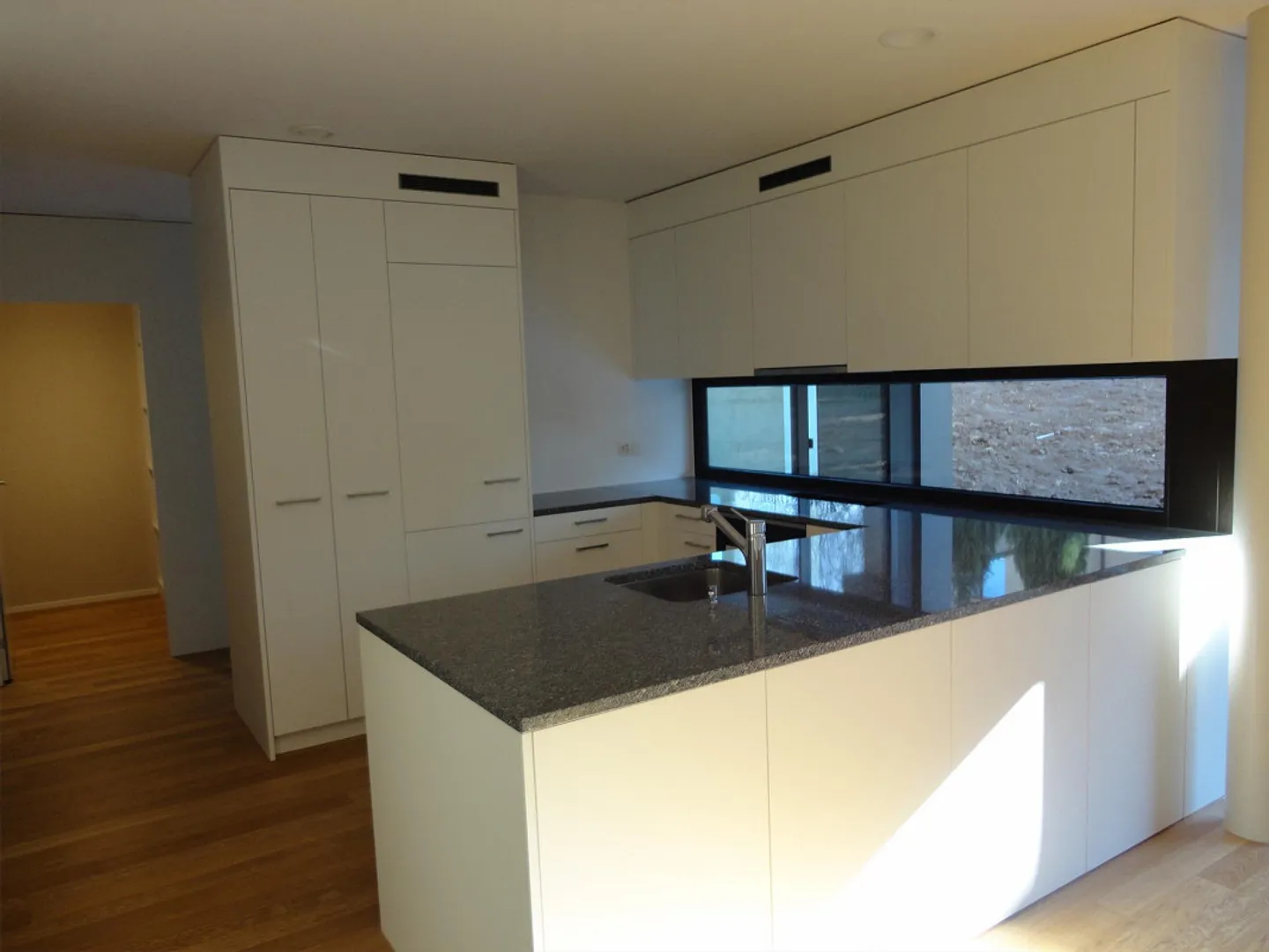 Appartamento di 2,5 stanze di alta qualità con area giardino - Foto 2 di 8