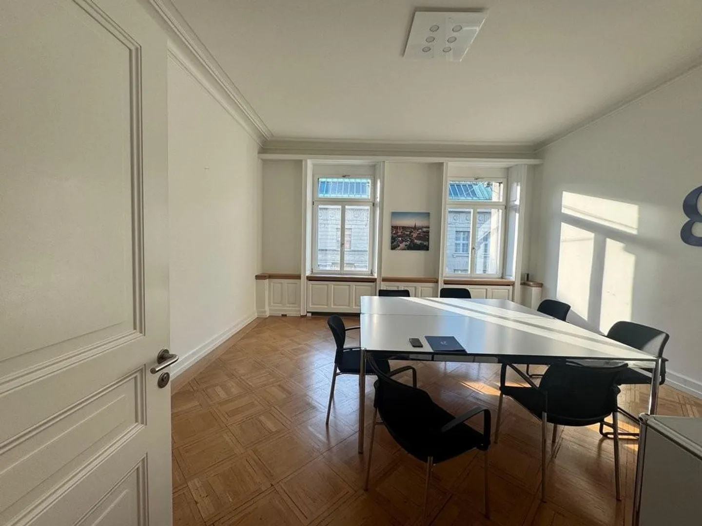 Spazio ufficio attraente nel cuore della Bahnhofstrasse! - Foto 6 di 8