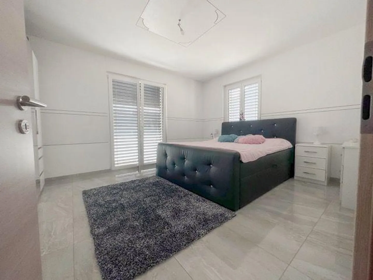 Spaziosa Casa Unifamiliare - Foto 6 di 23