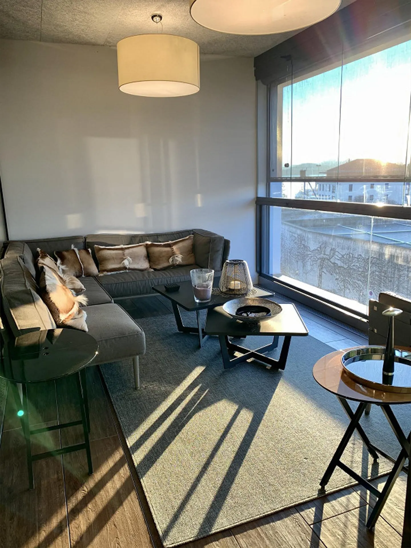 APPARTEMENT LUXUEUX ET MEUBLÉ DE 2,5 PIÈCES - Photo 10 sur 10