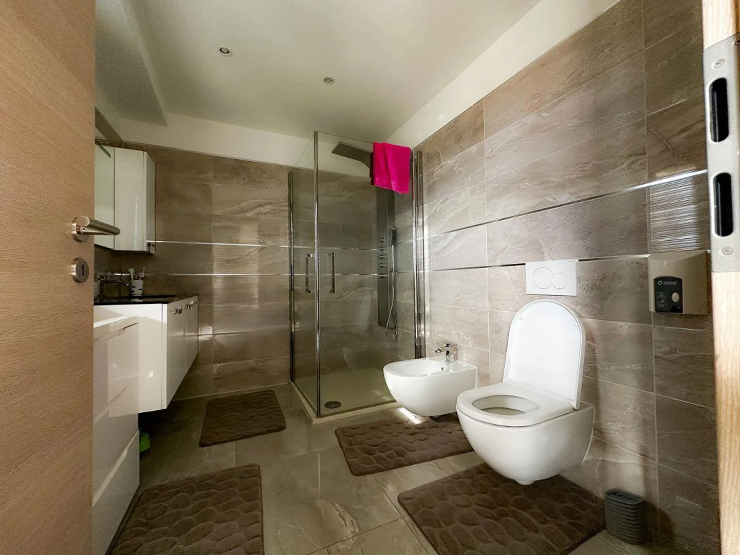 Spaziosa Casa Unifamiliare - Foto 14 di 23