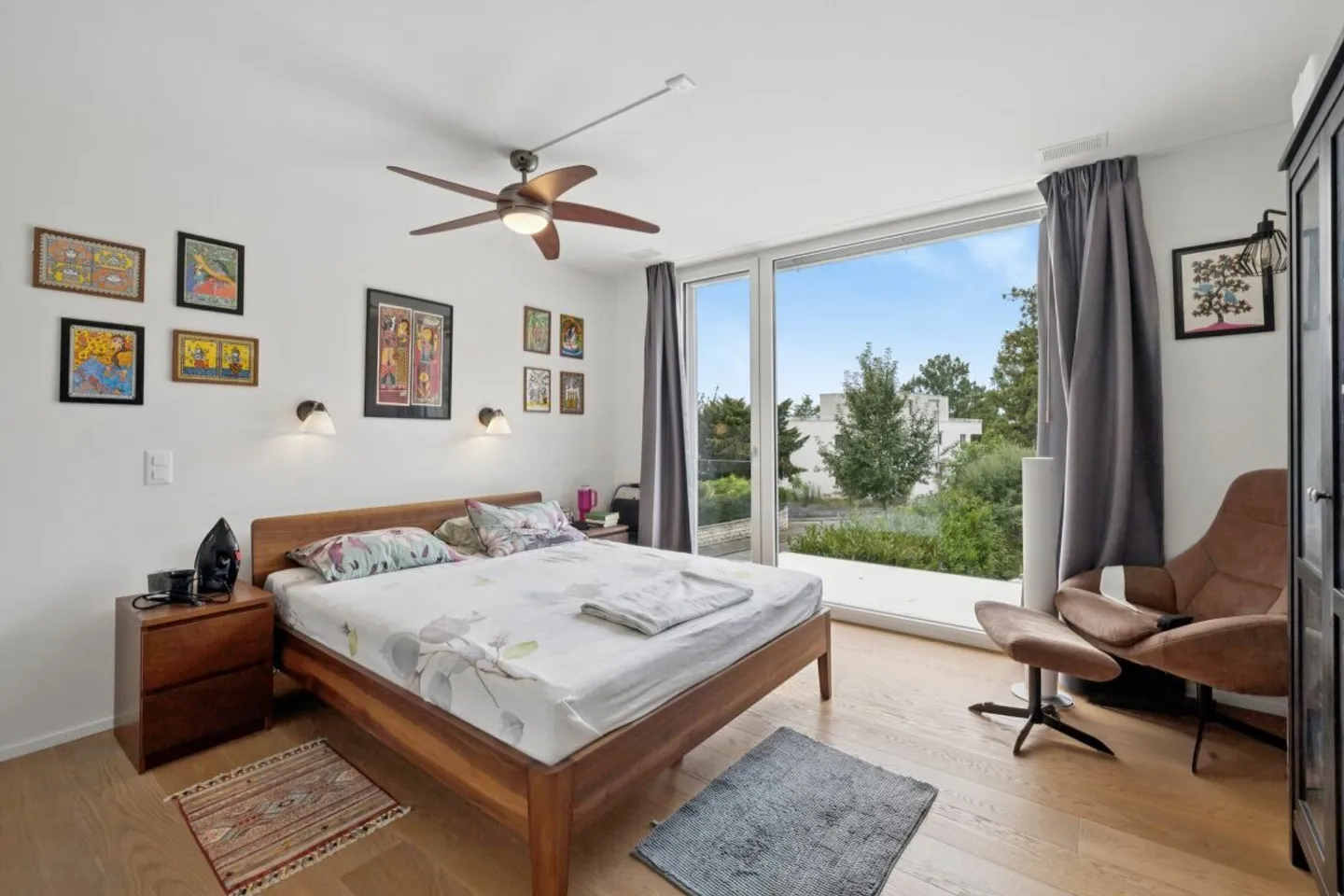 Modernes Doppel-EFH mit Garten - Foto 7 von 11