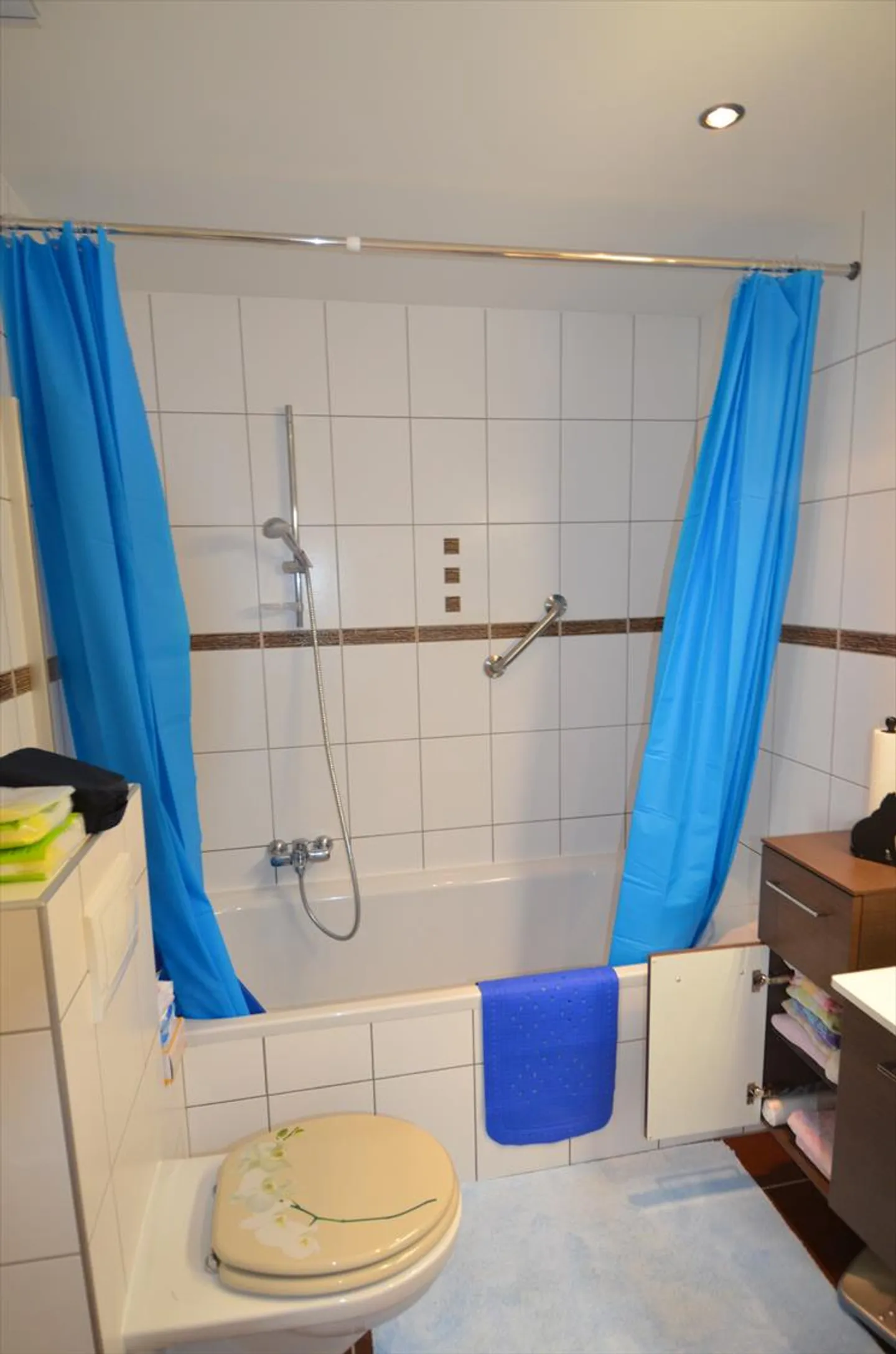 Appartamento con terrazza 3,5 locali - Foto 6 di 8