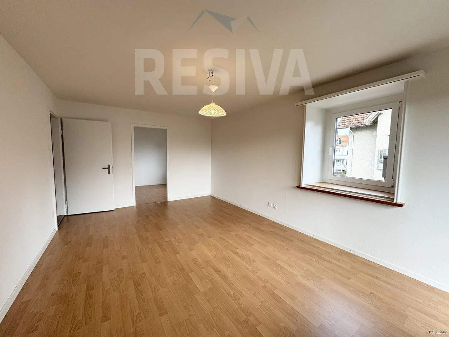 Appartement 4 pièces au centre d'Arbon - Photo 3 sur 18