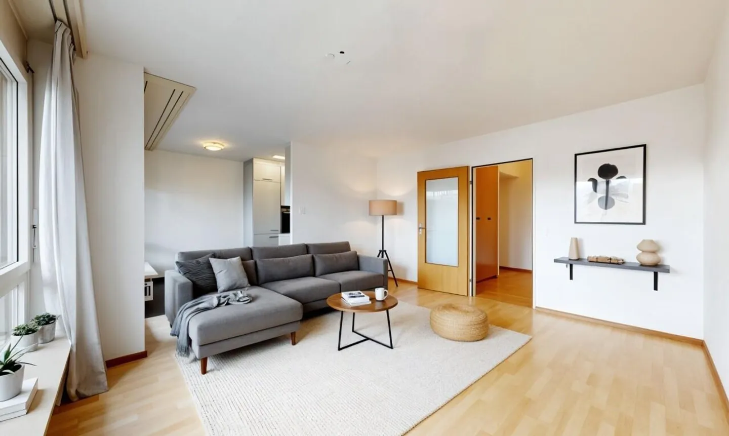 Appartamento 4.5 locali con balcone e garage sotterraneo a Kleinbasel - Foto 1 di 11