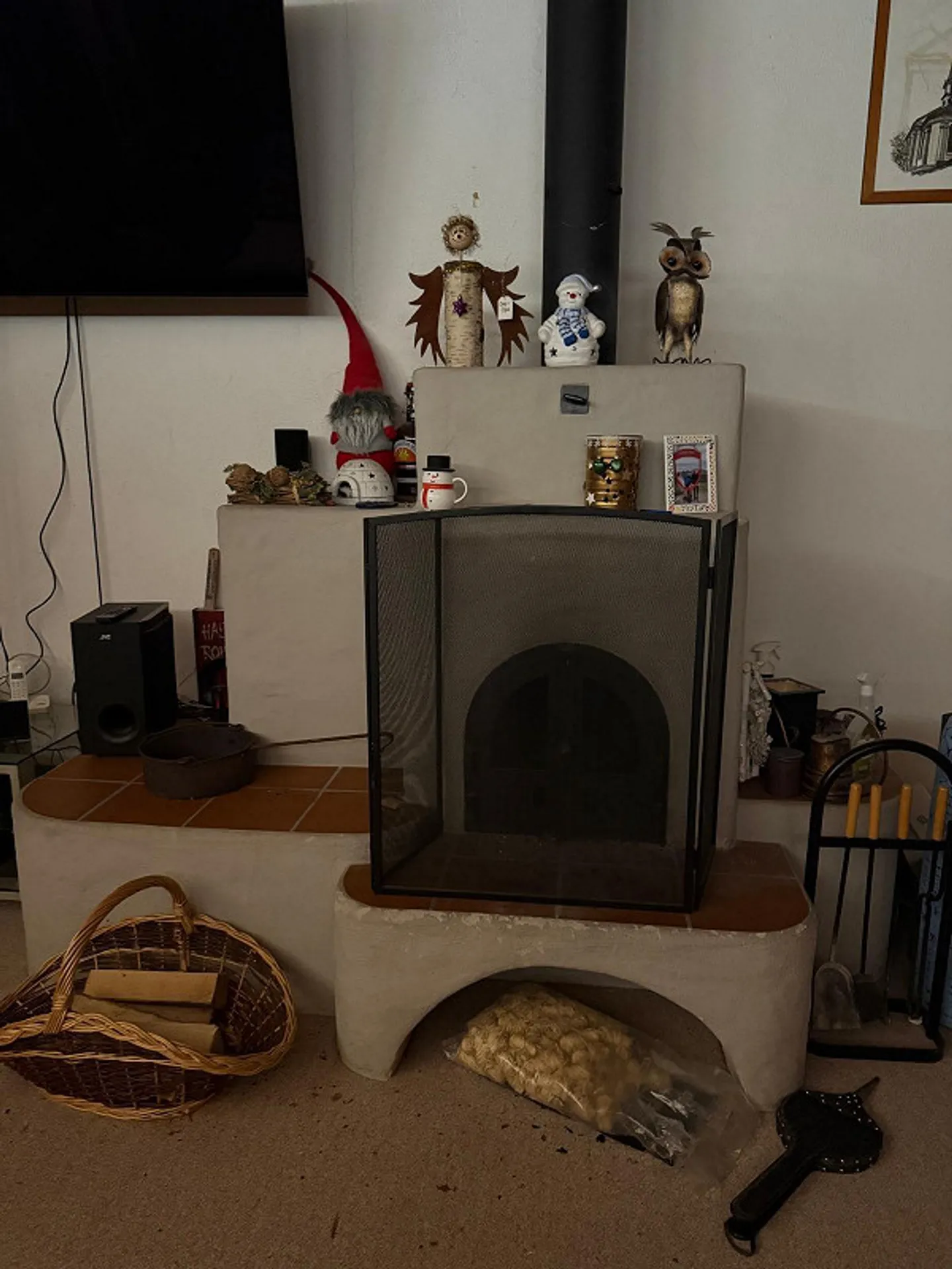 For craftsmen/tradesmen...large family...quiet business...and much more. - Photo 6 of 13