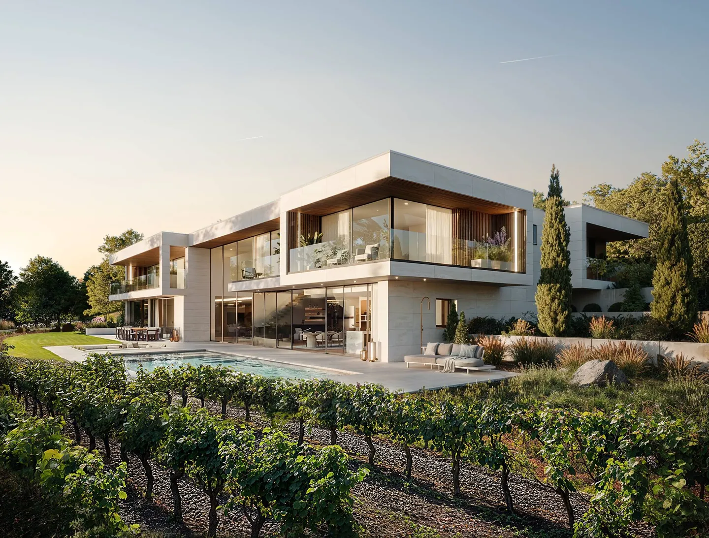 Extraordinary property with panoramic lake view - Photo 2 of 3